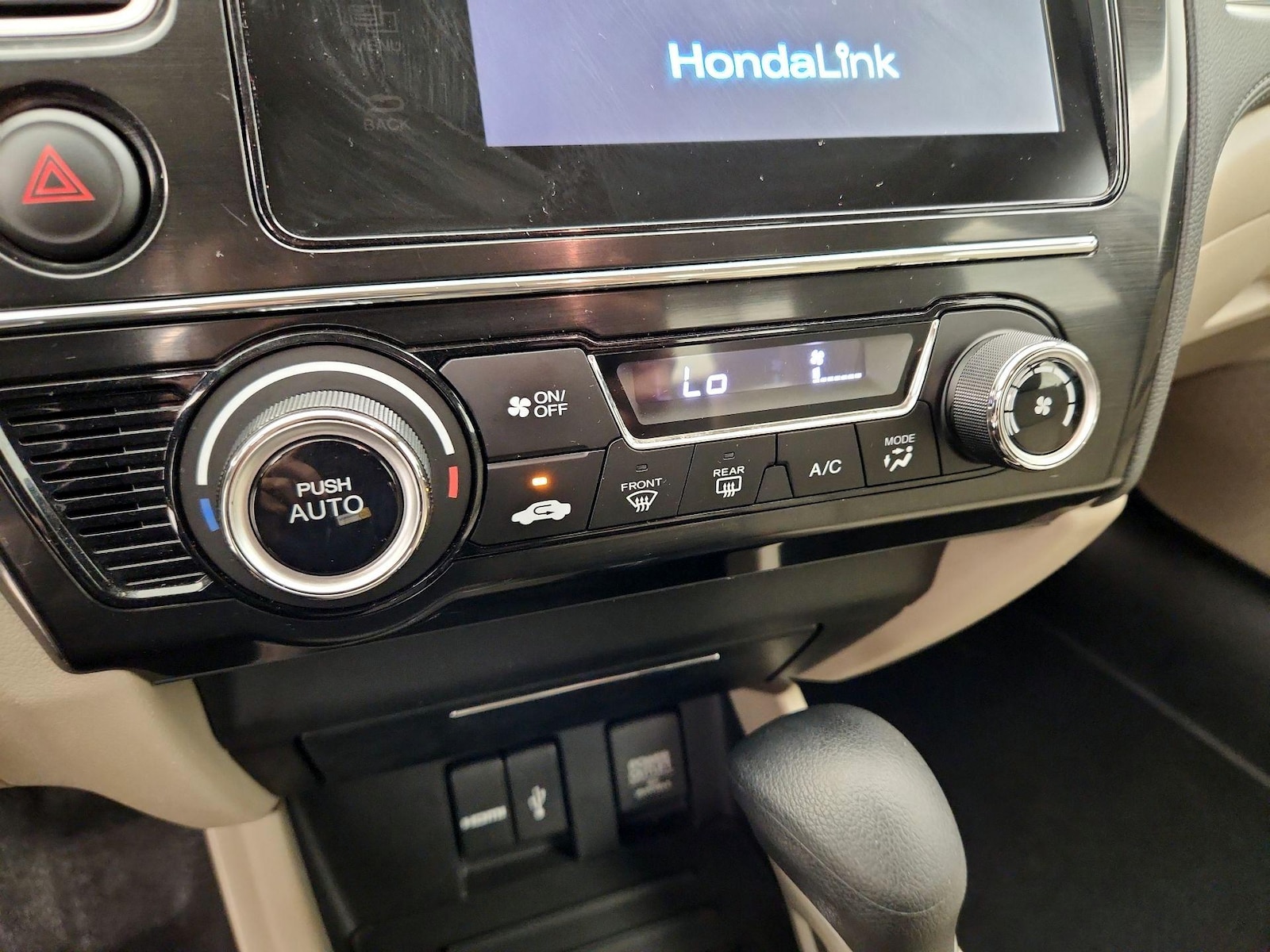 2015 Honda Civic SE - Photo 17