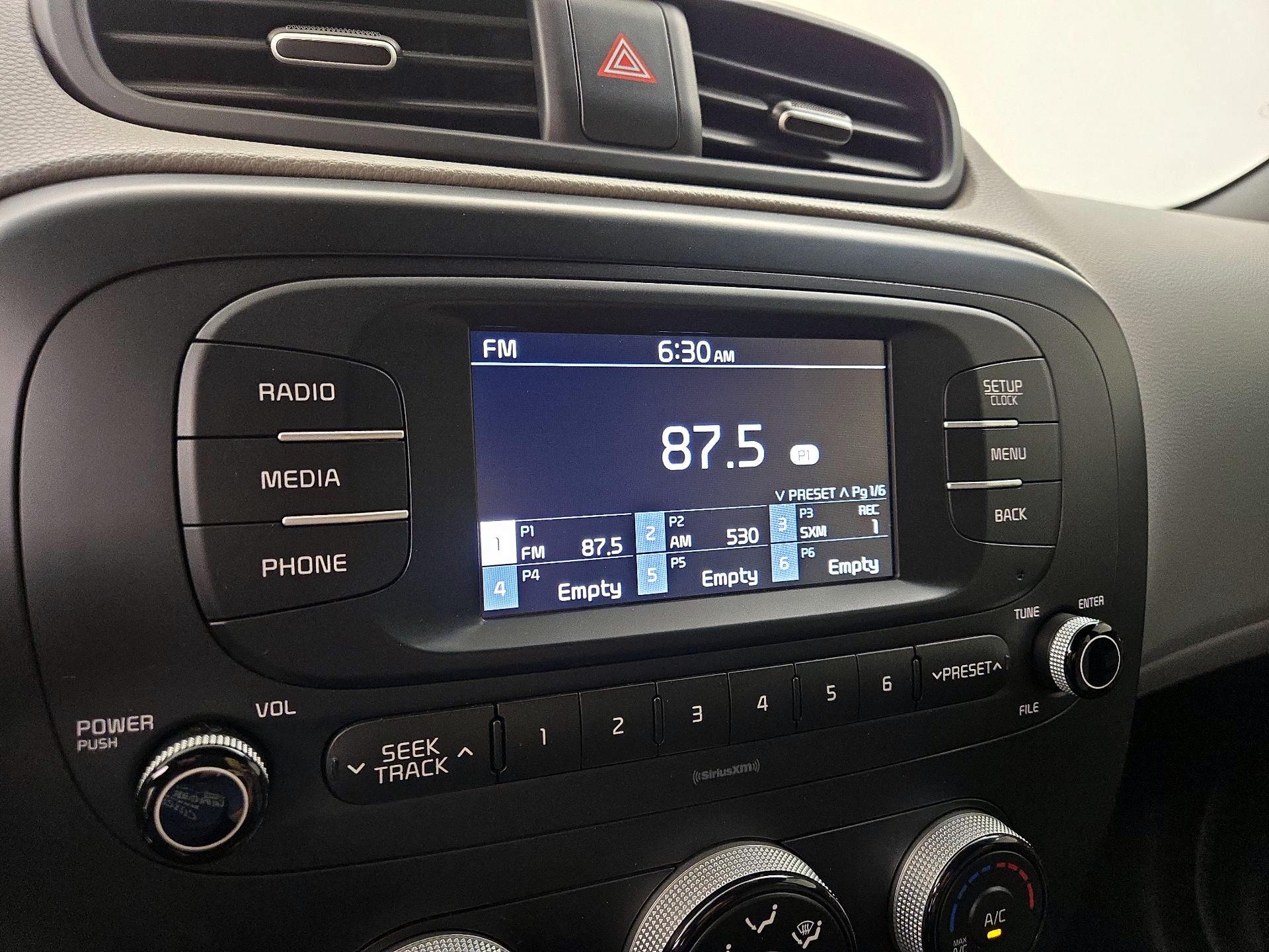 Thumbnail: 2018 Kia Soul - 14