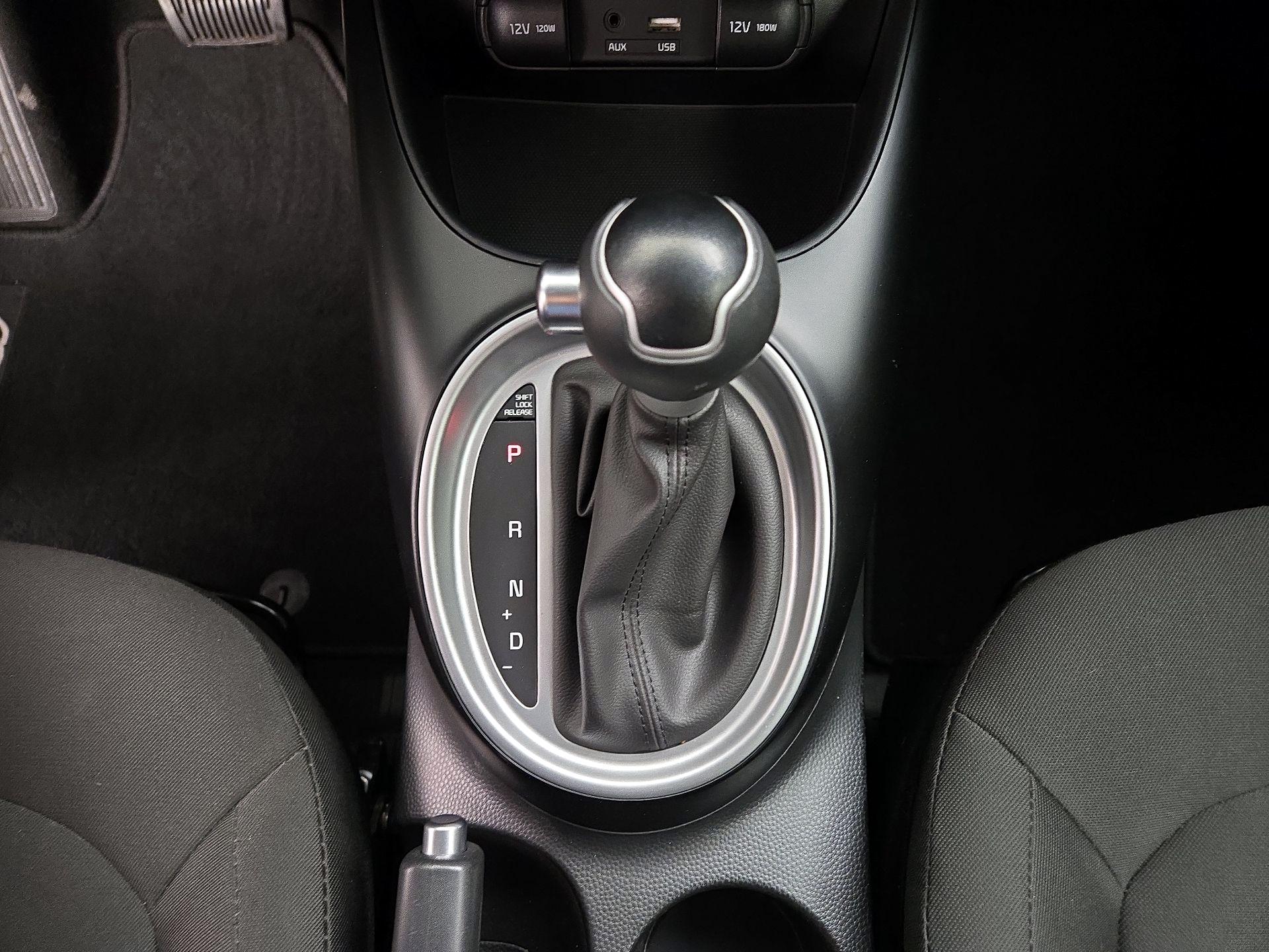 Thumbnail: 2018 Kia Soul - 16