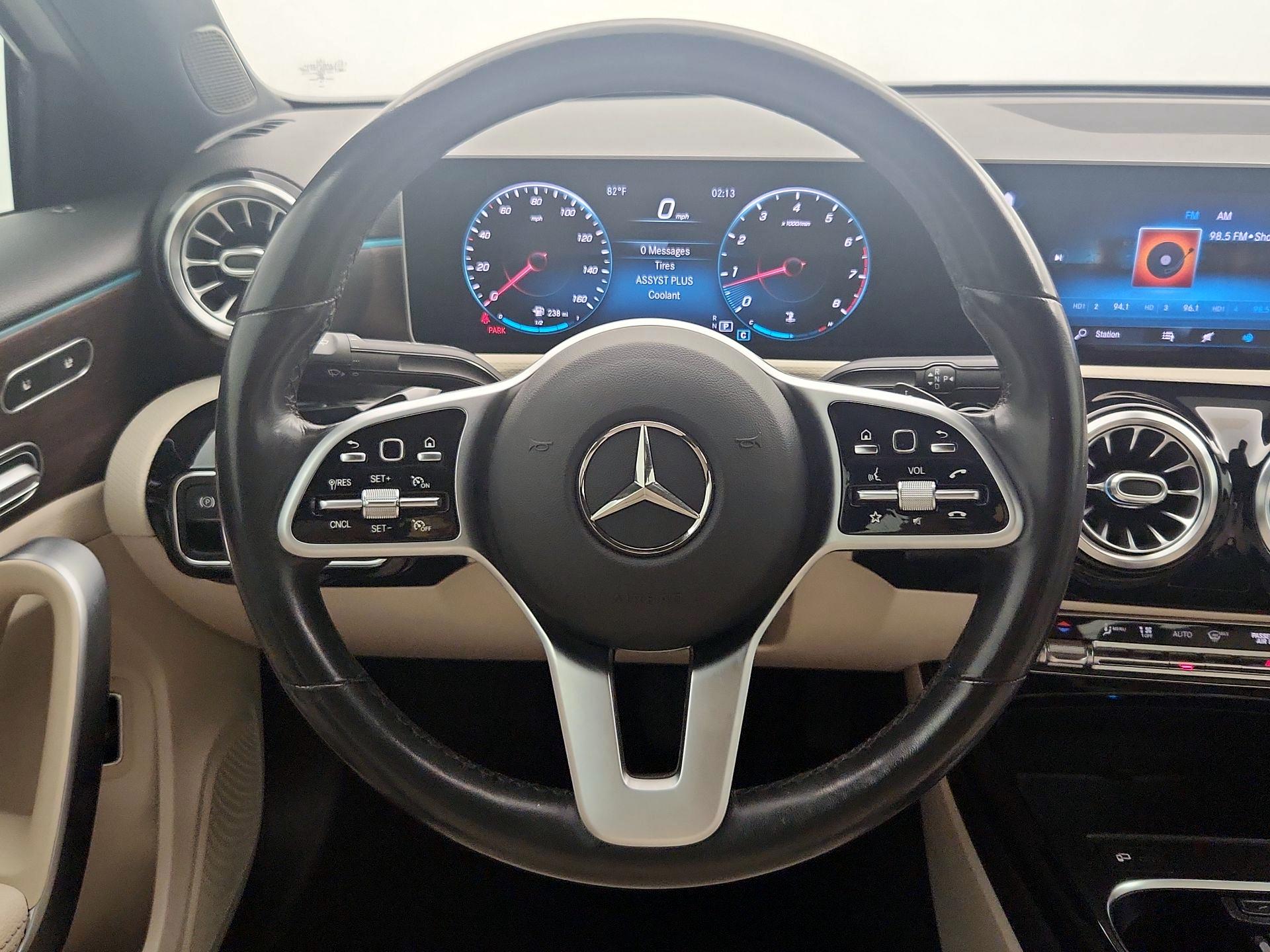 Thumbnail: 2020 Mercedes-Benz A-Class - 10