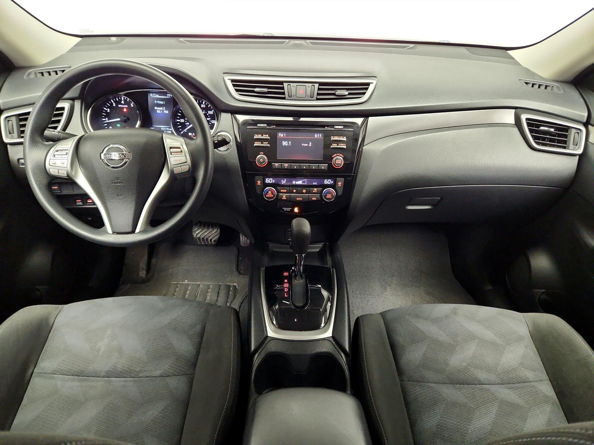 Thumbnail: 2015 Nissan Rogue - 9