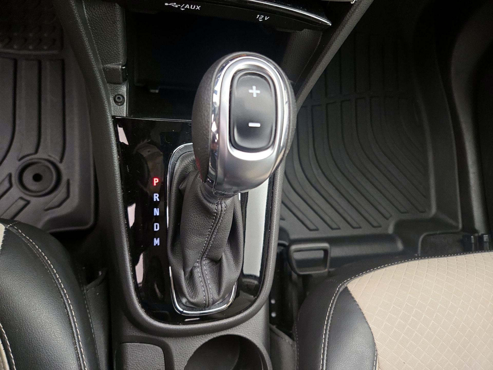 Thumbnail: 2019 Buick Encore - 17