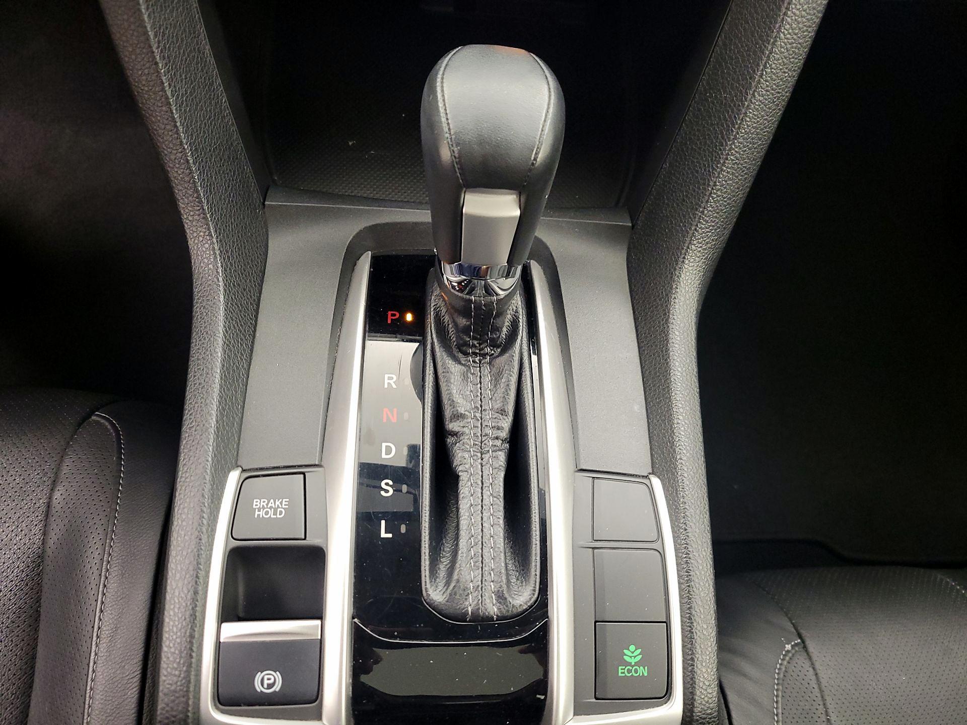 Thumbnail: 2018 Honda Civic - 16