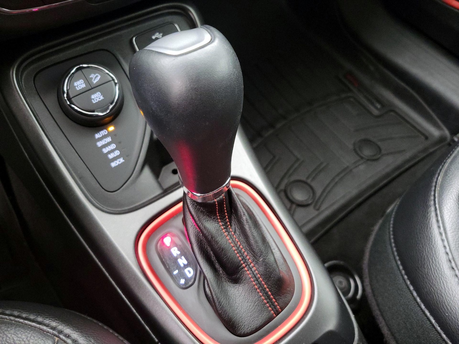 2018 Jeep Compass Trailhawk - Photo 18
