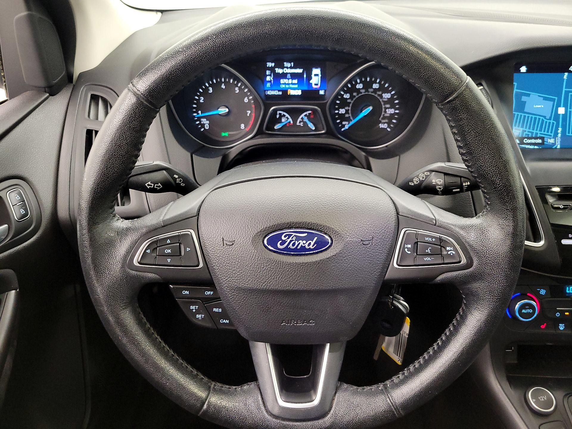 Thumbnail: 2017 Ford Focus - 10