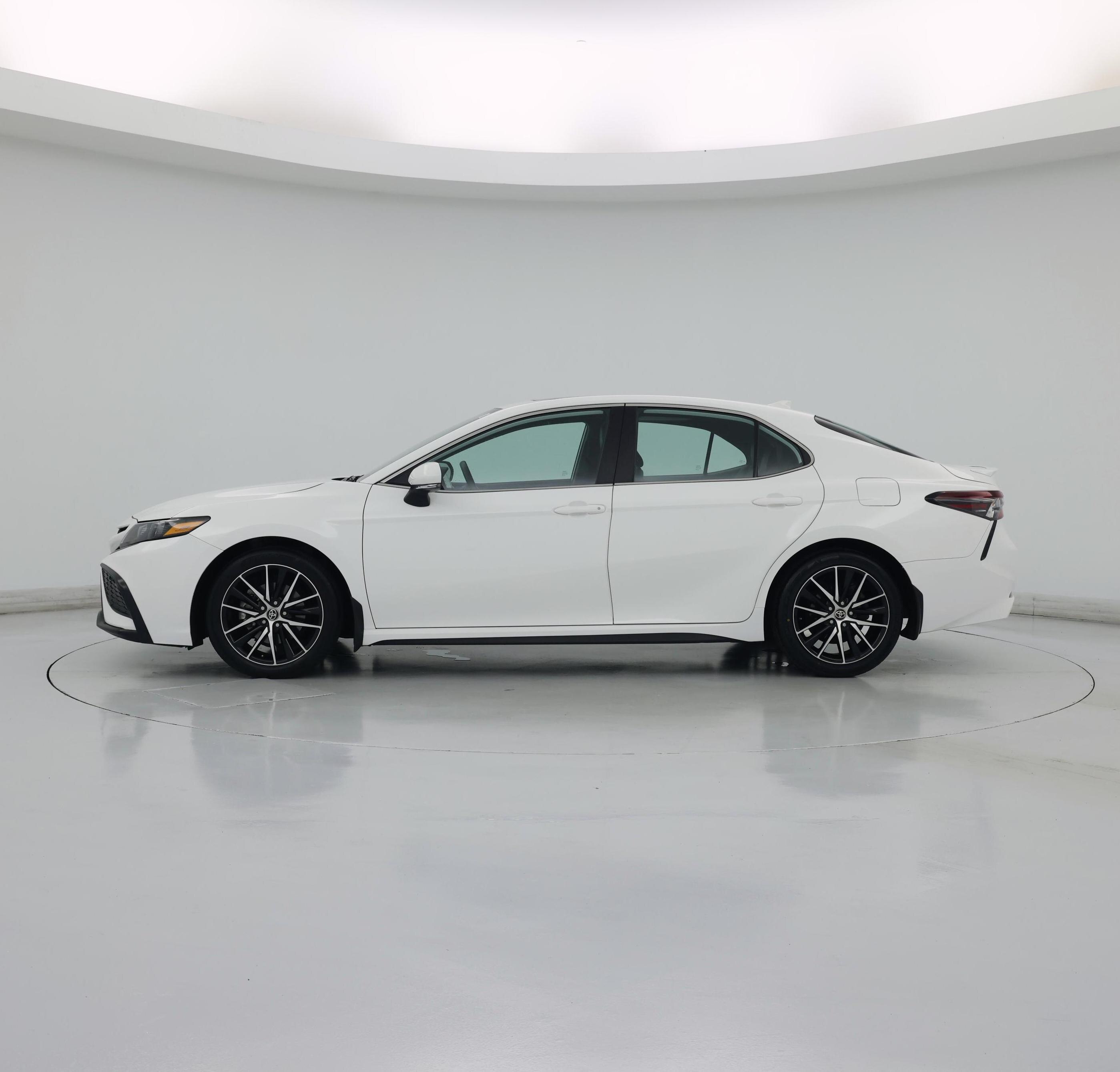 Thumbnail: 2023 Toyota Camry - 3