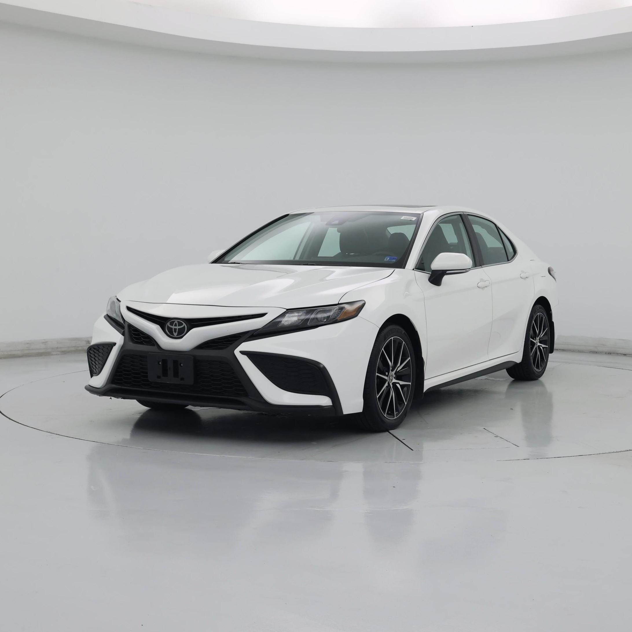 Thumbnail: 2023 Toyota Camry - 4