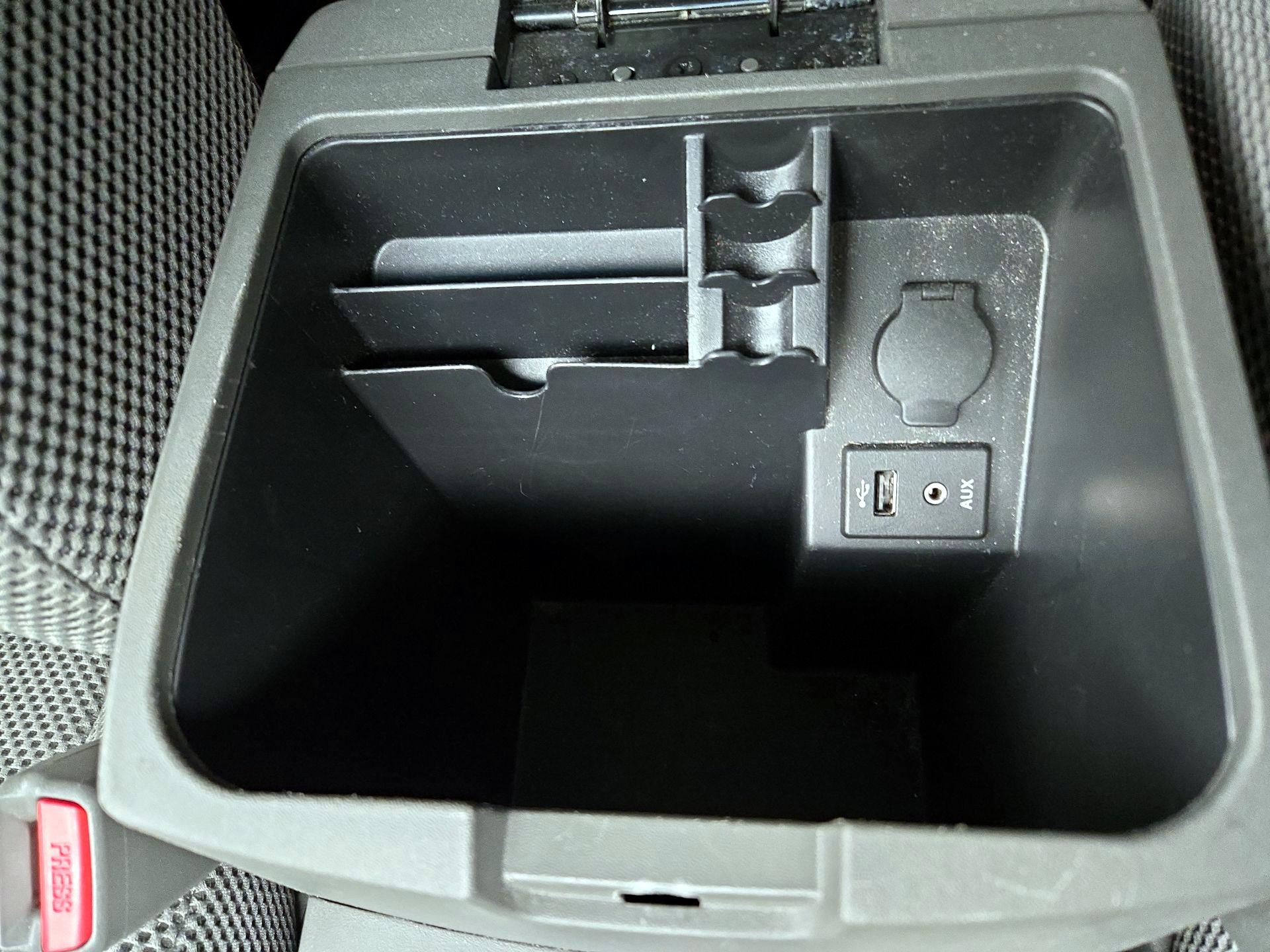 Thumbnail: 2016 Nissan Frontier - 17