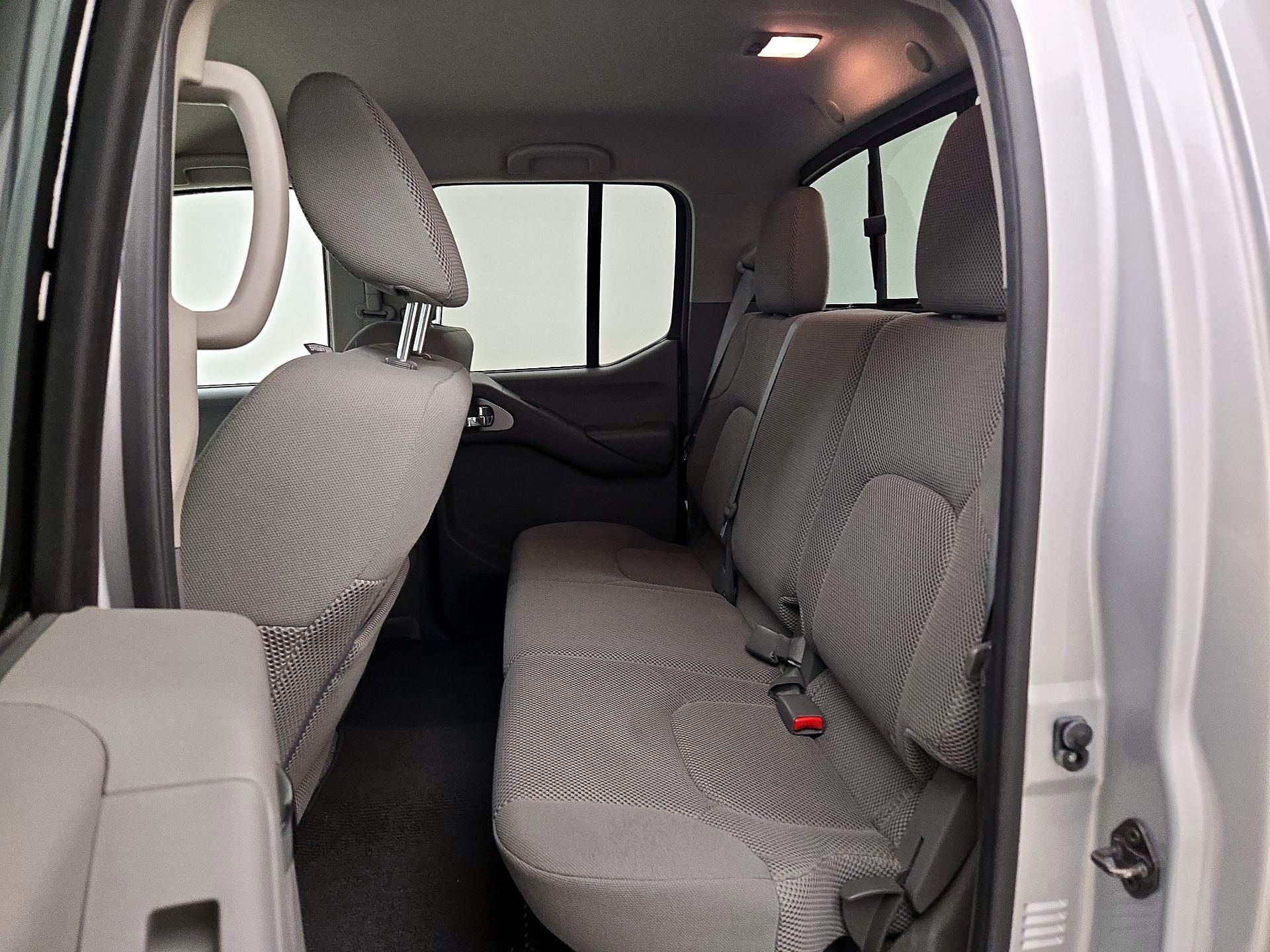 Thumbnail: 2016 Nissan Frontier - 18