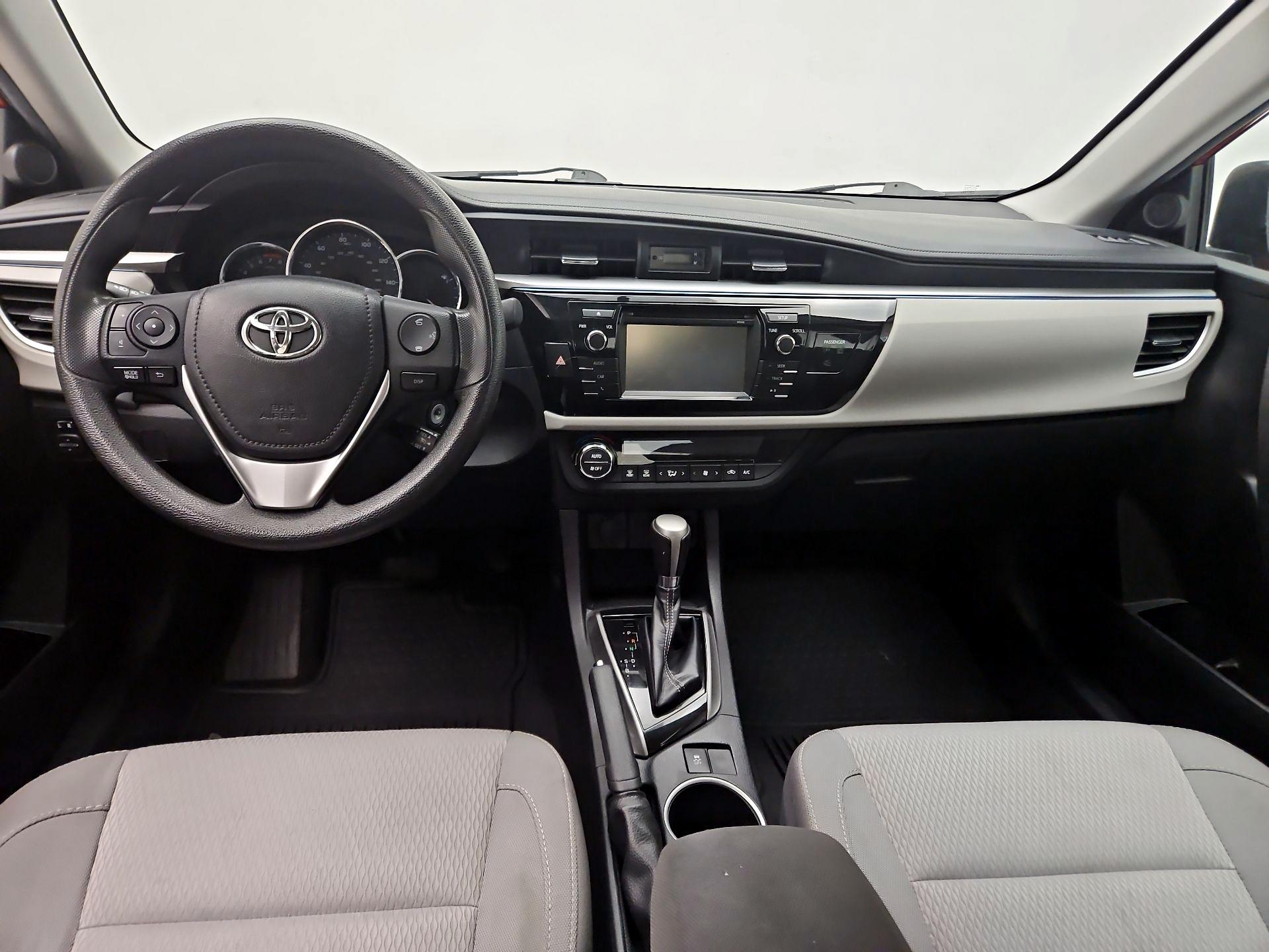 Thumbnail: 2014 Toyota Corolla - 9