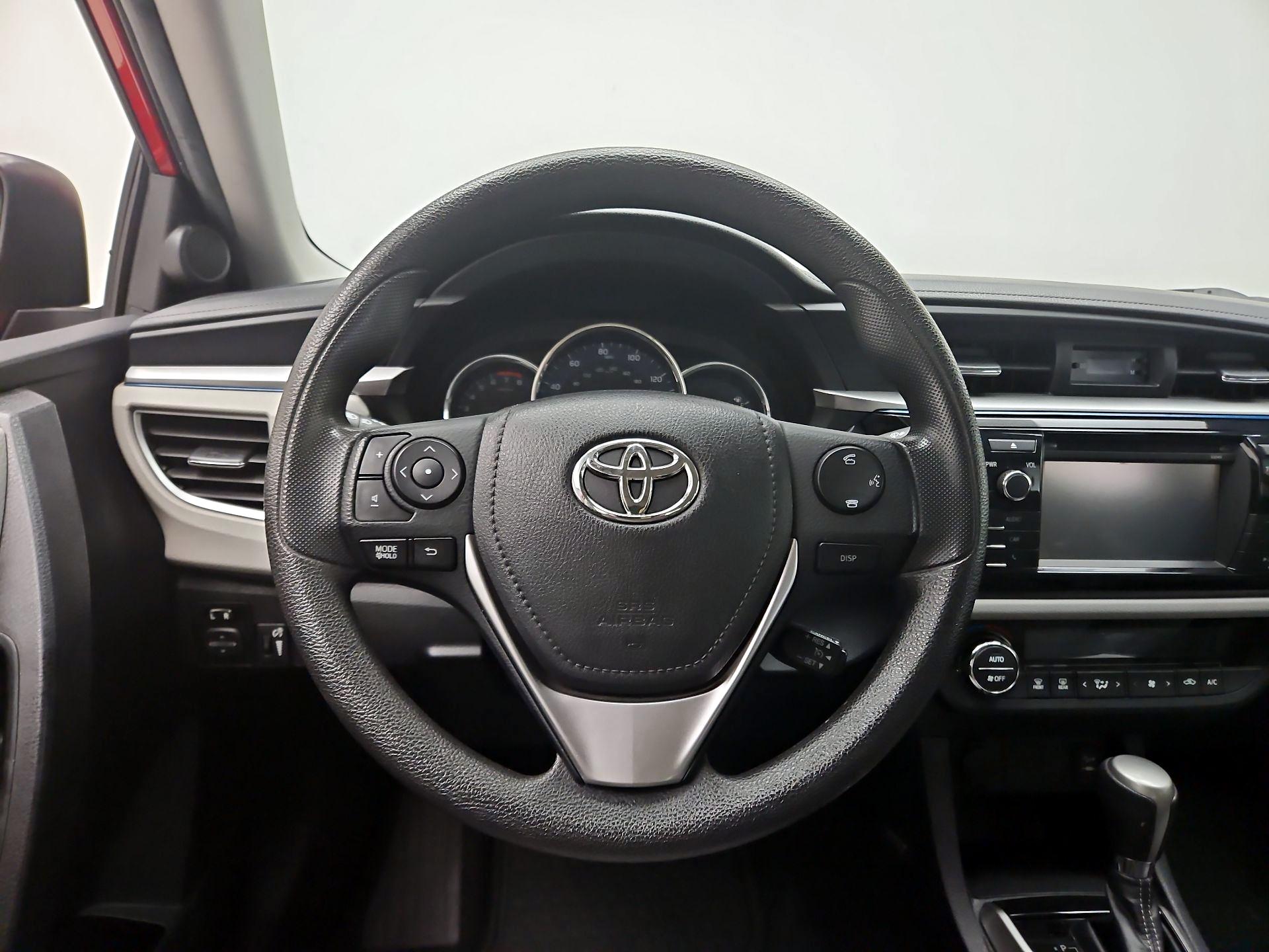 Thumbnail: 2014 Toyota Corolla - 10