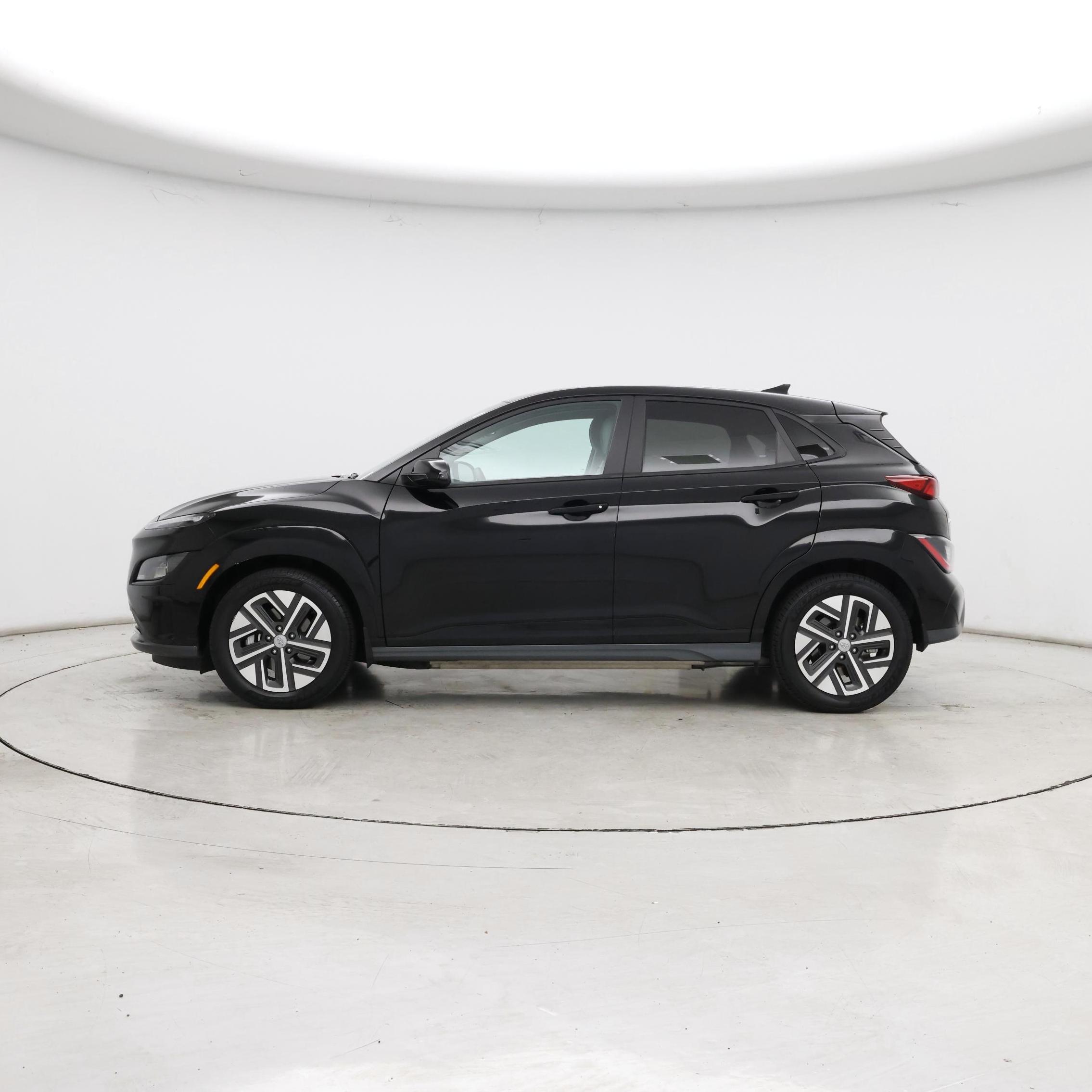 Thumbnail: 2023 Hyundai Kona - 3