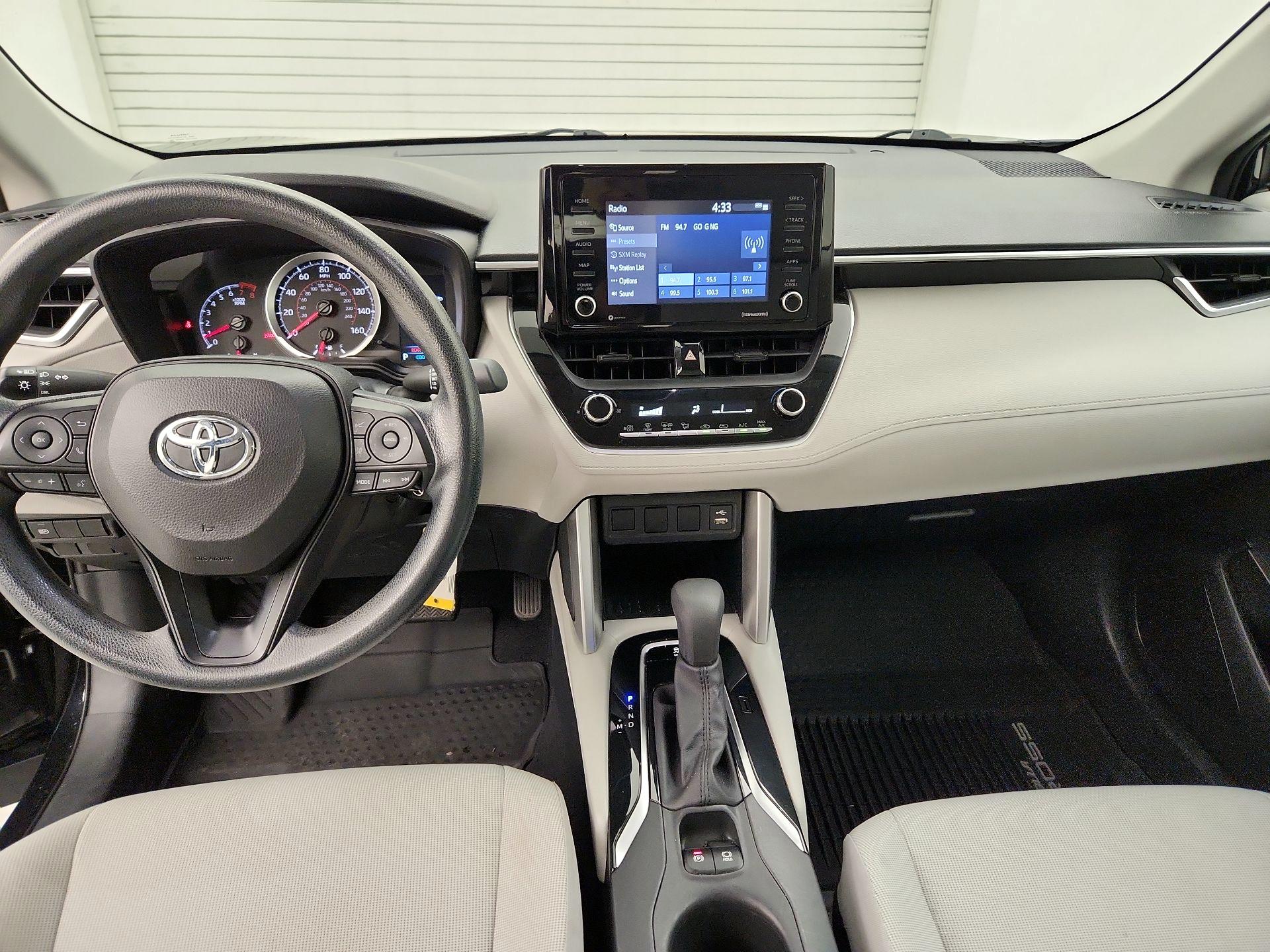 Thumbnail: 2022 Toyota Corolla Cross - 9