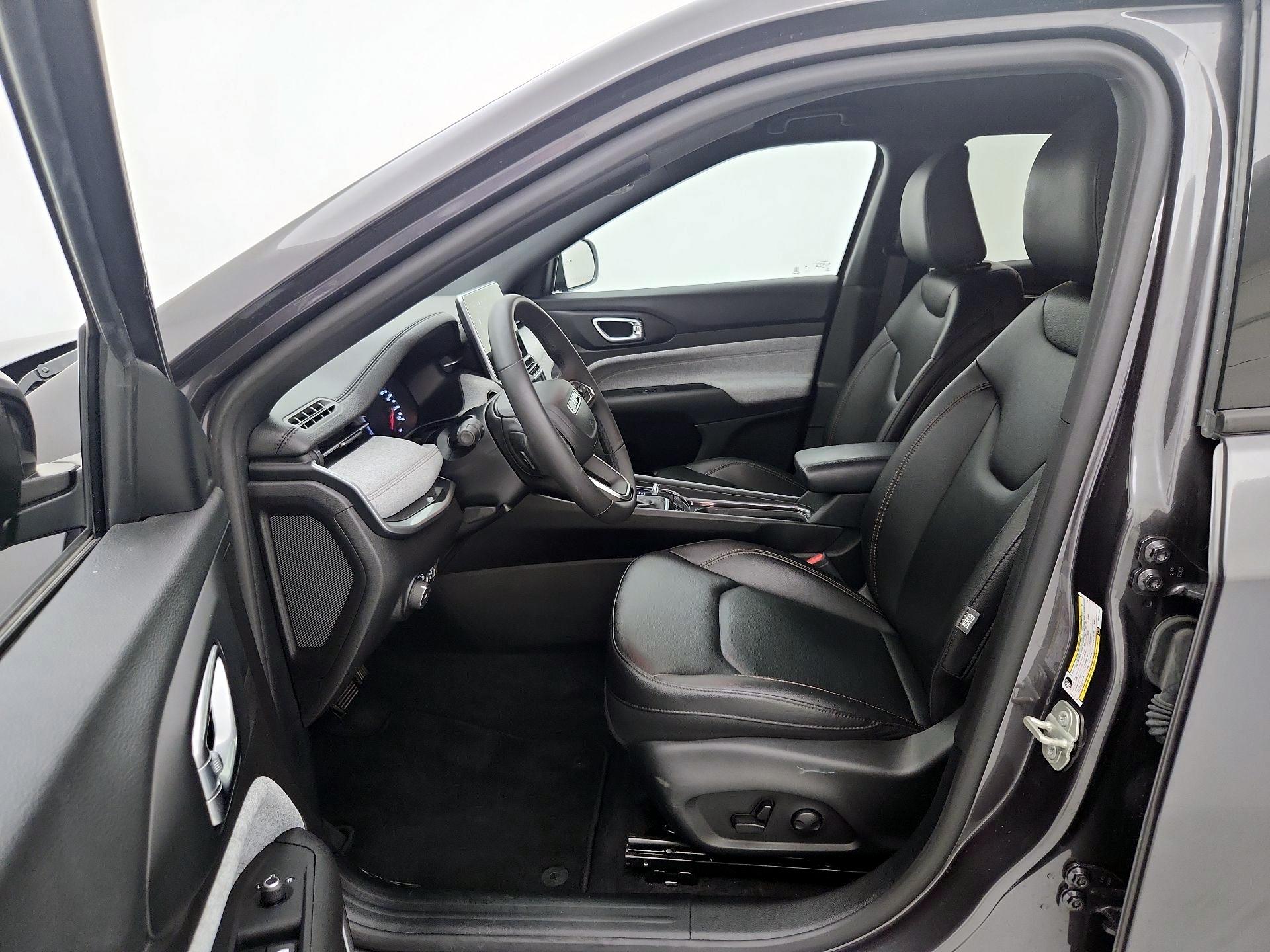 Thumbnail: 2024 Jeep Compass - 11