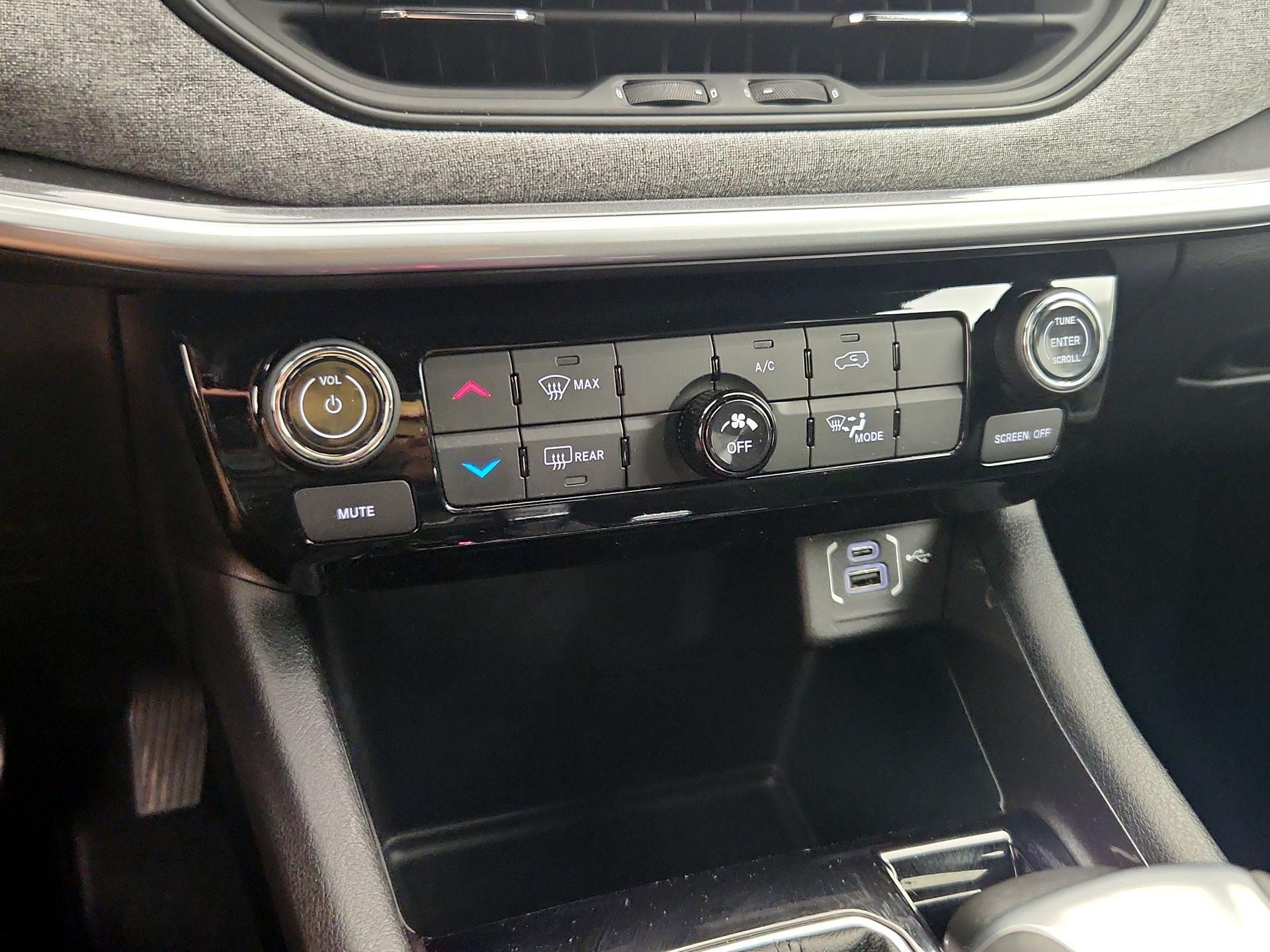 Thumbnail: 2024 Jeep Compass - 16
