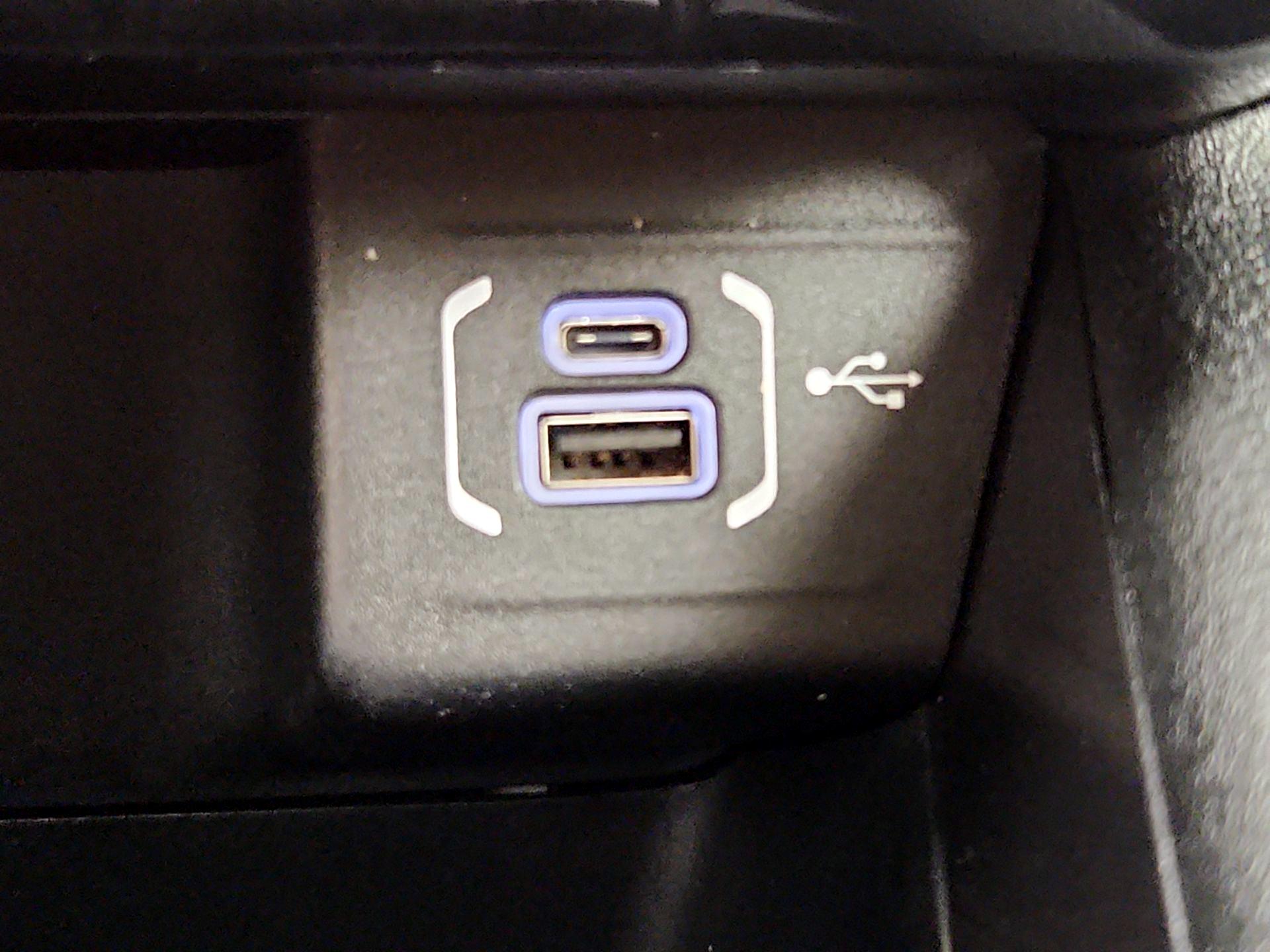 Thumbnail: 2024 Jeep Compass - 18