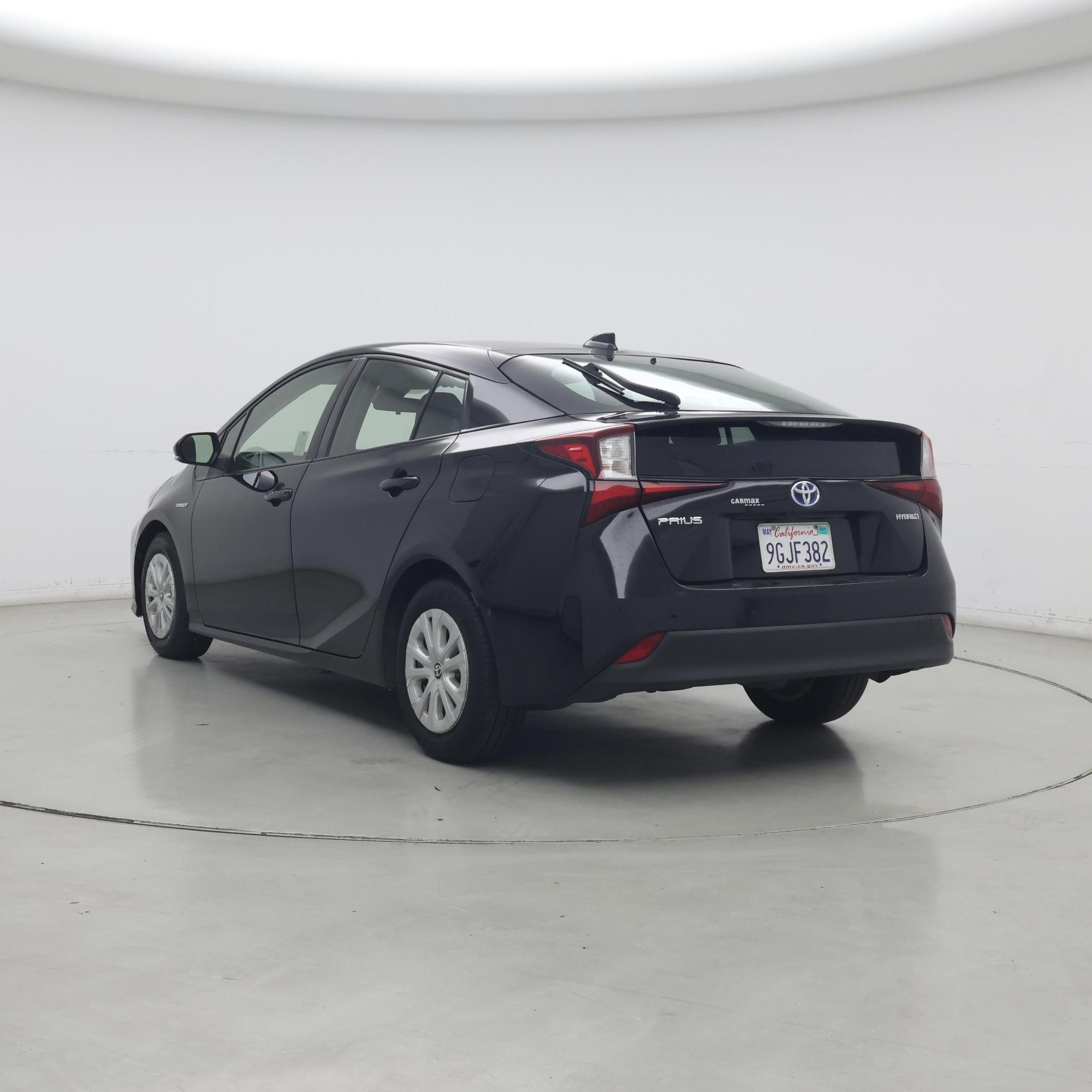 Thumbnail: 2021 Toyota Prius - 2