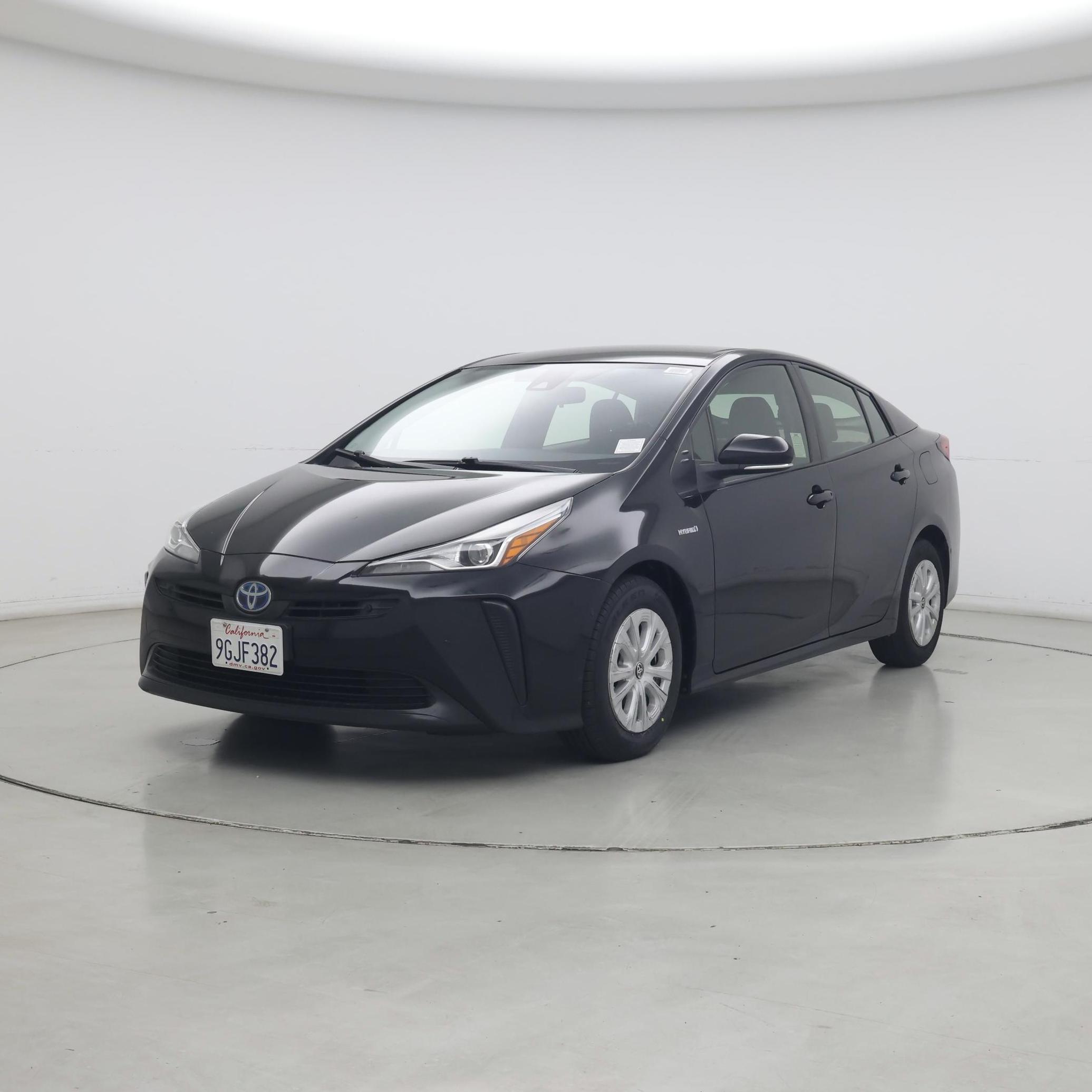 Thumbnail: 2021 Toyota Prius - 4