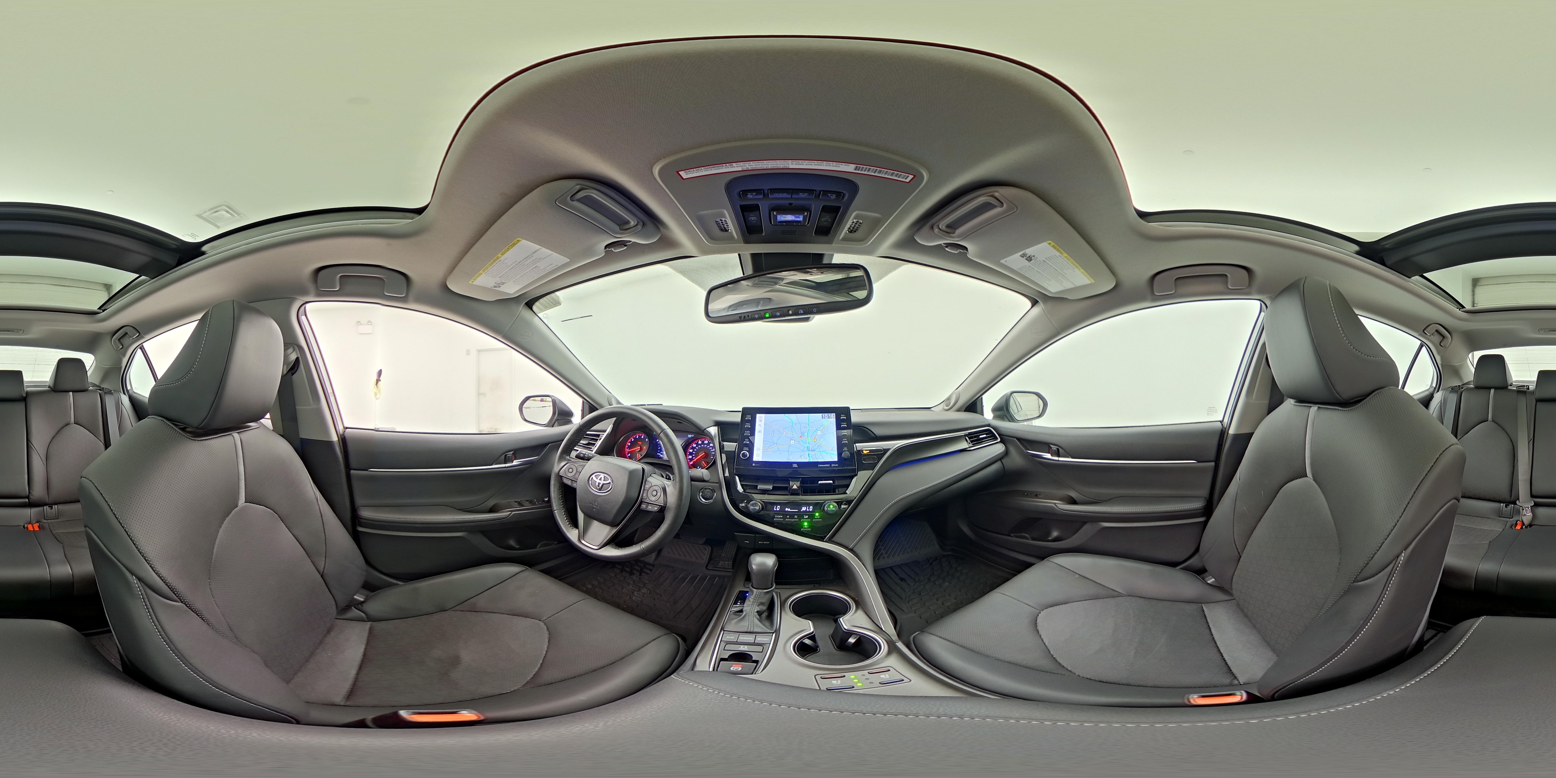 2021 Toyota Camry XSE - Photo 26