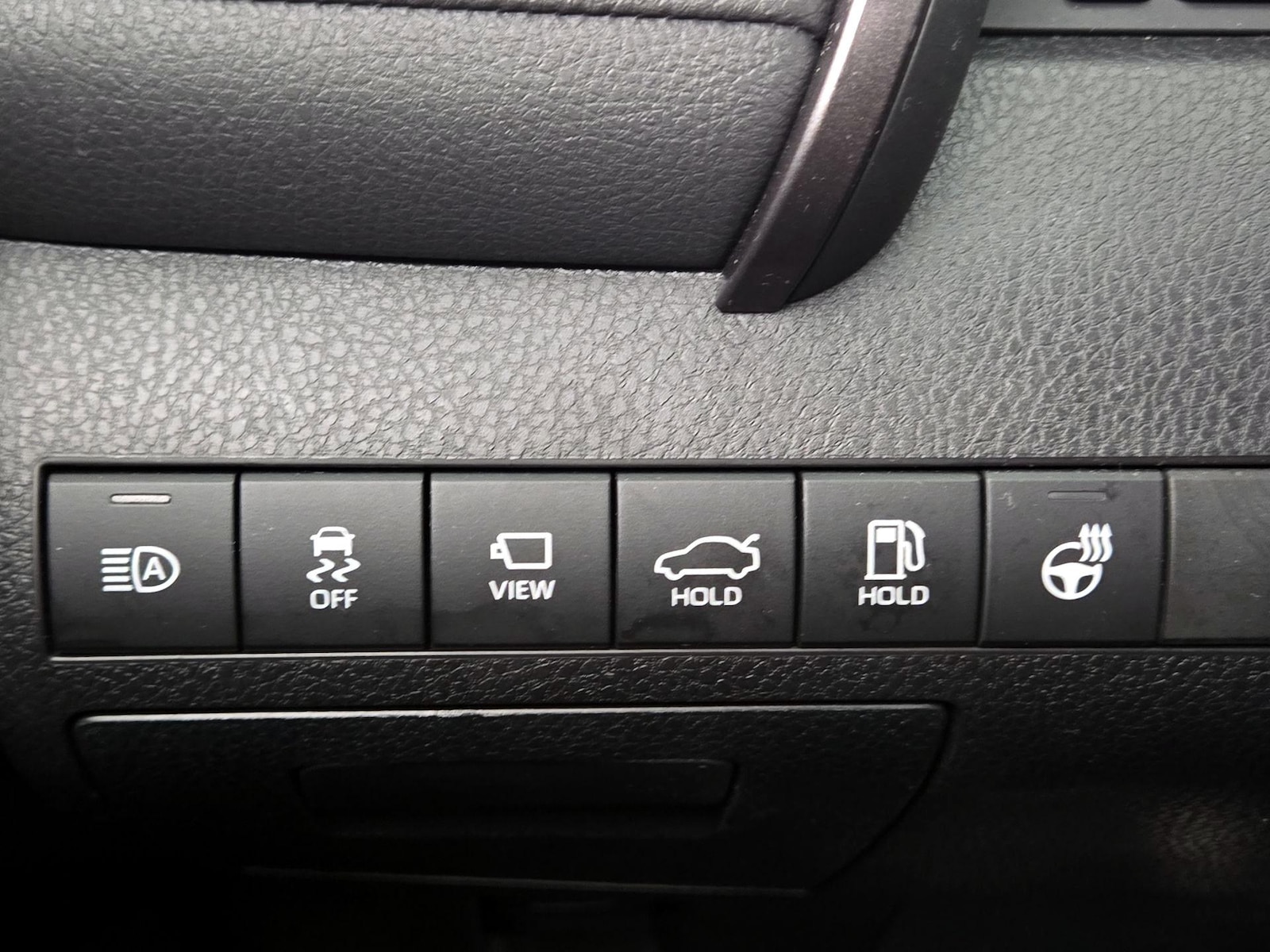 2021 Toyota Camry XSE - Photo 14
