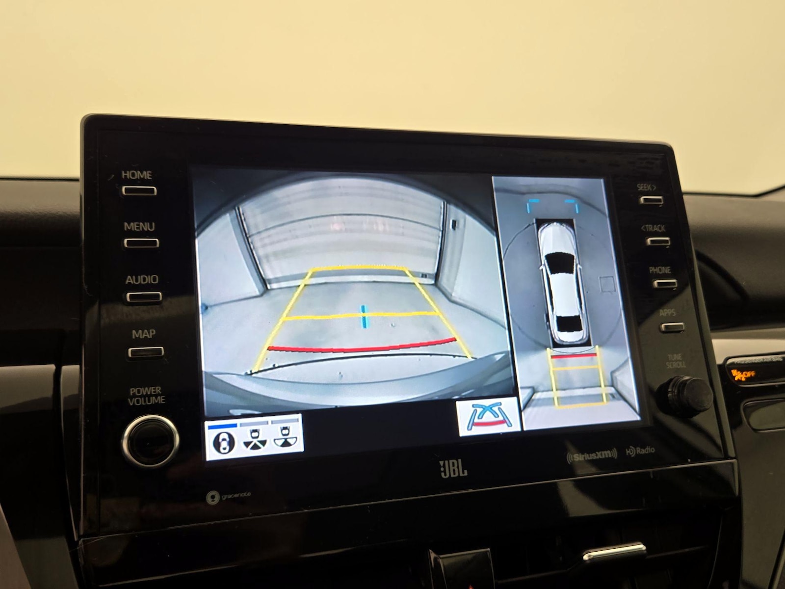 2021 Toyota Camry XSE - Photo 16