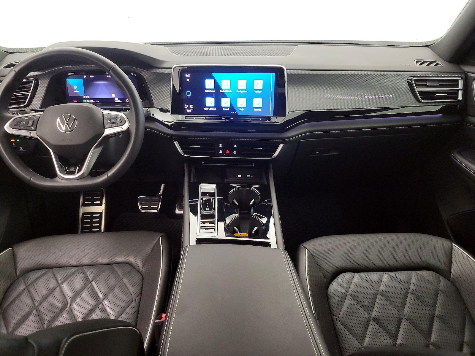 2024 Volkswagen Atlas Cross Sport SEL Premium R-LINE - Photo 10