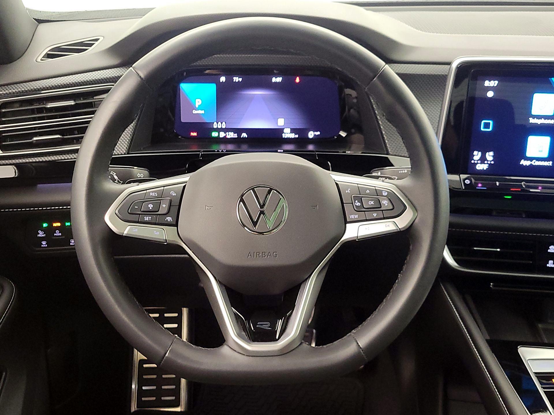 Thumbnail: 2024 Volkswagen Atlas - 10