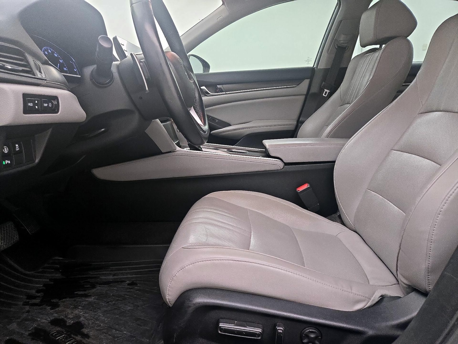 2018 Honda Accord Touring - Photo 12
