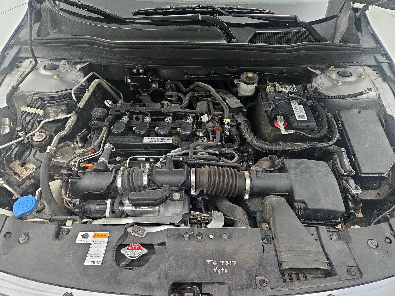 2018 Honda Accord Touring - Photo 24