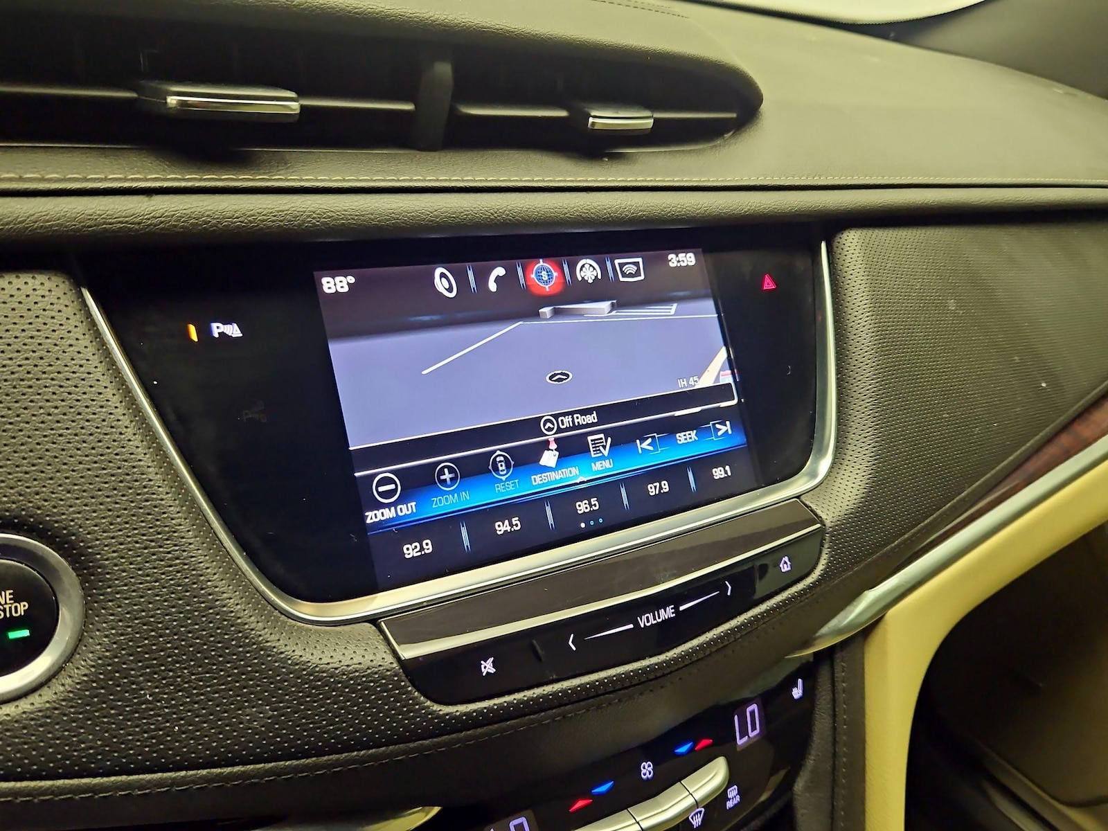 2017 Cadillac XT5 Luxury - Photo 15