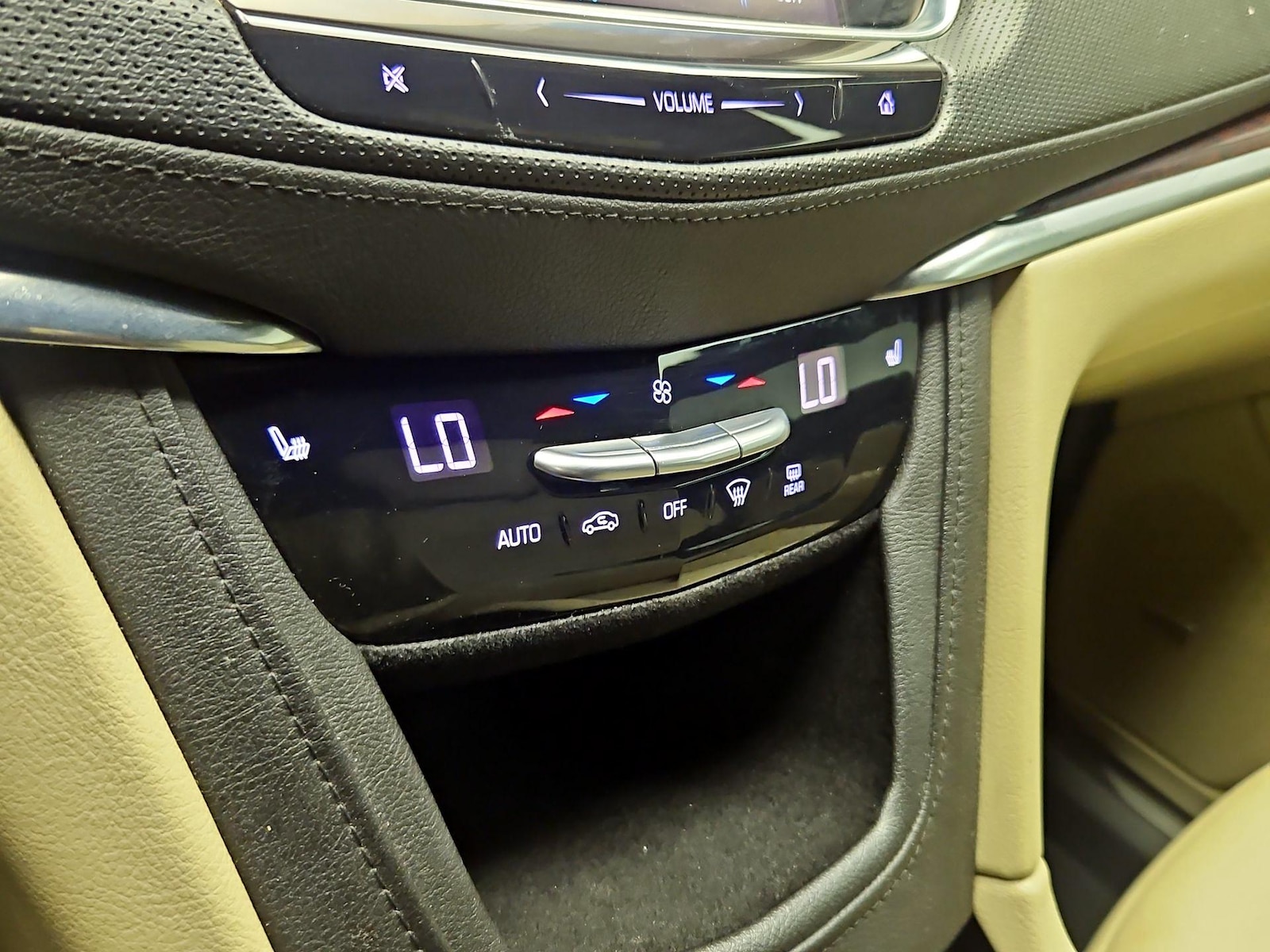 2017 Cadillac XT5 Luxury - Photo 18