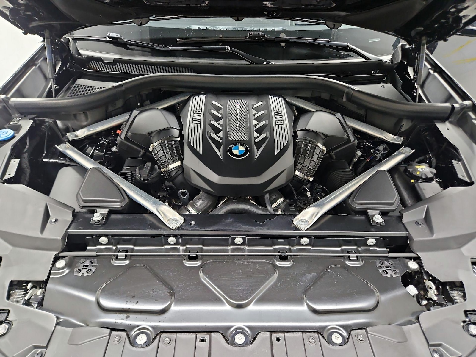 2022 BMW X5 M50i - Photo 24