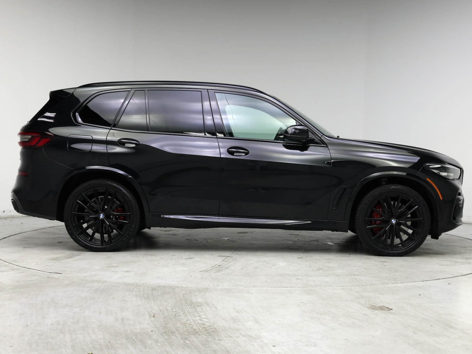 2022 BMW X5 M50i - Photo 8