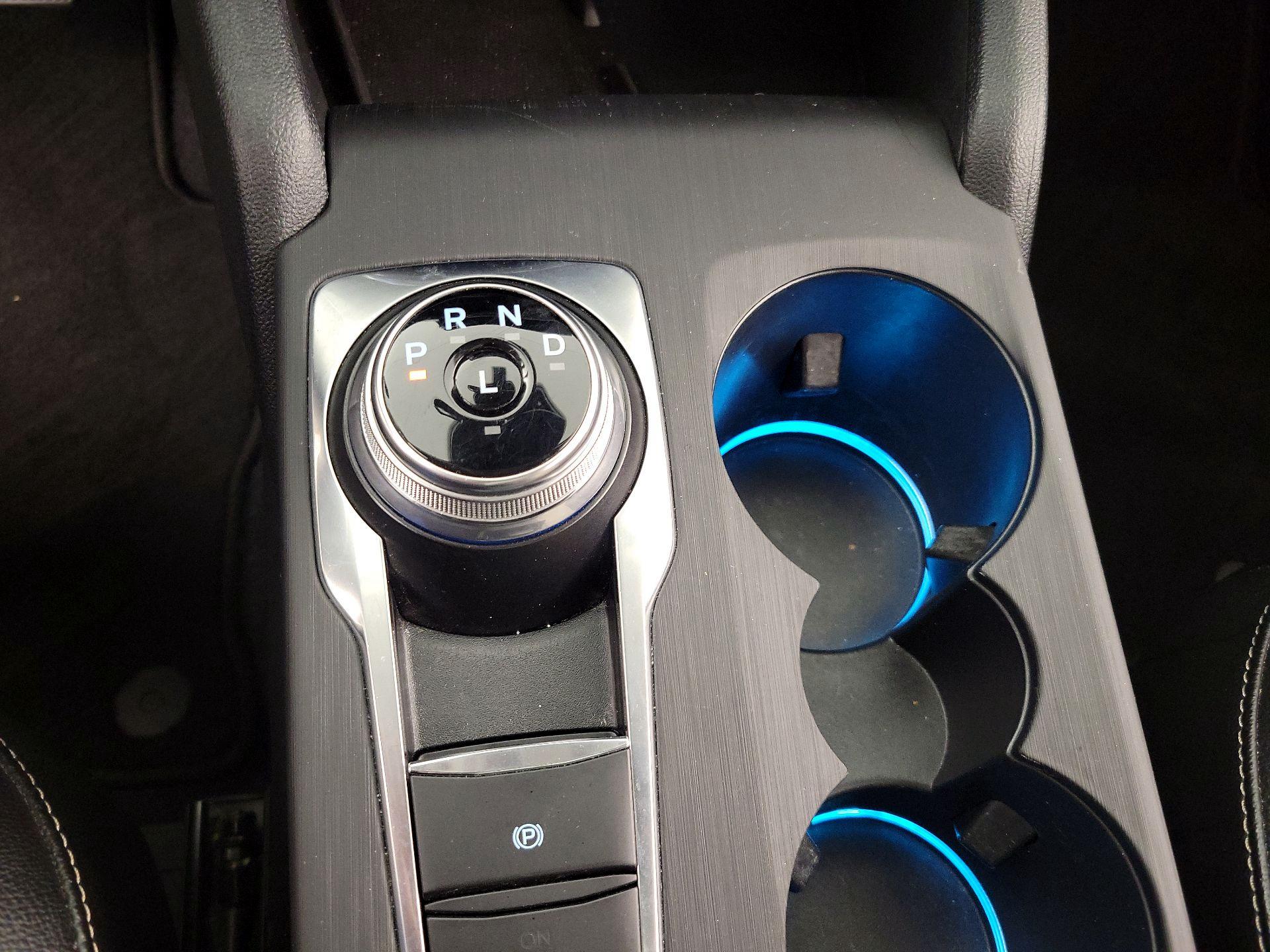 Thumbnail: 2021 Ford Escape - 18