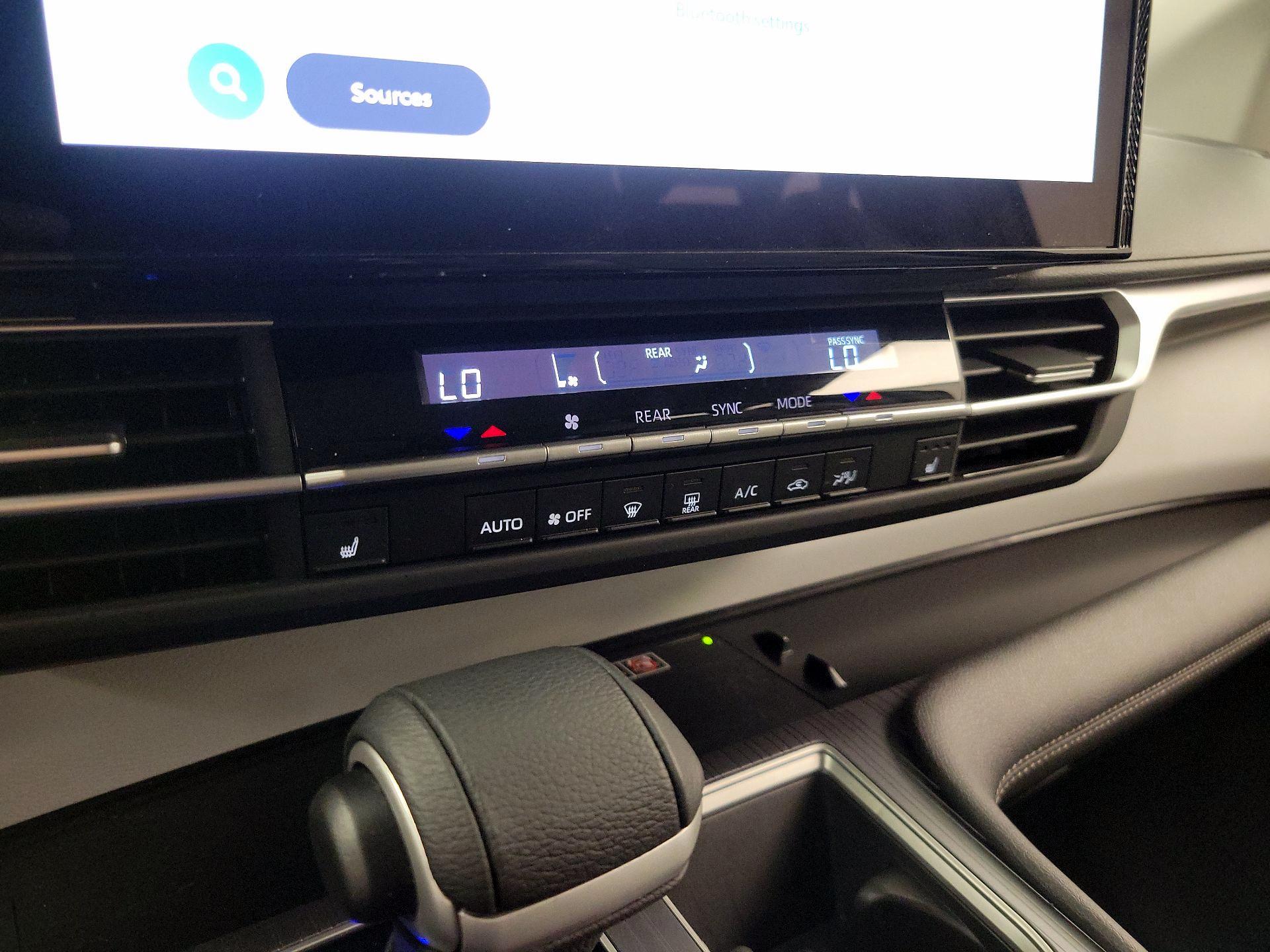 Thumbnail: 2025 Toyota Sienna - 16