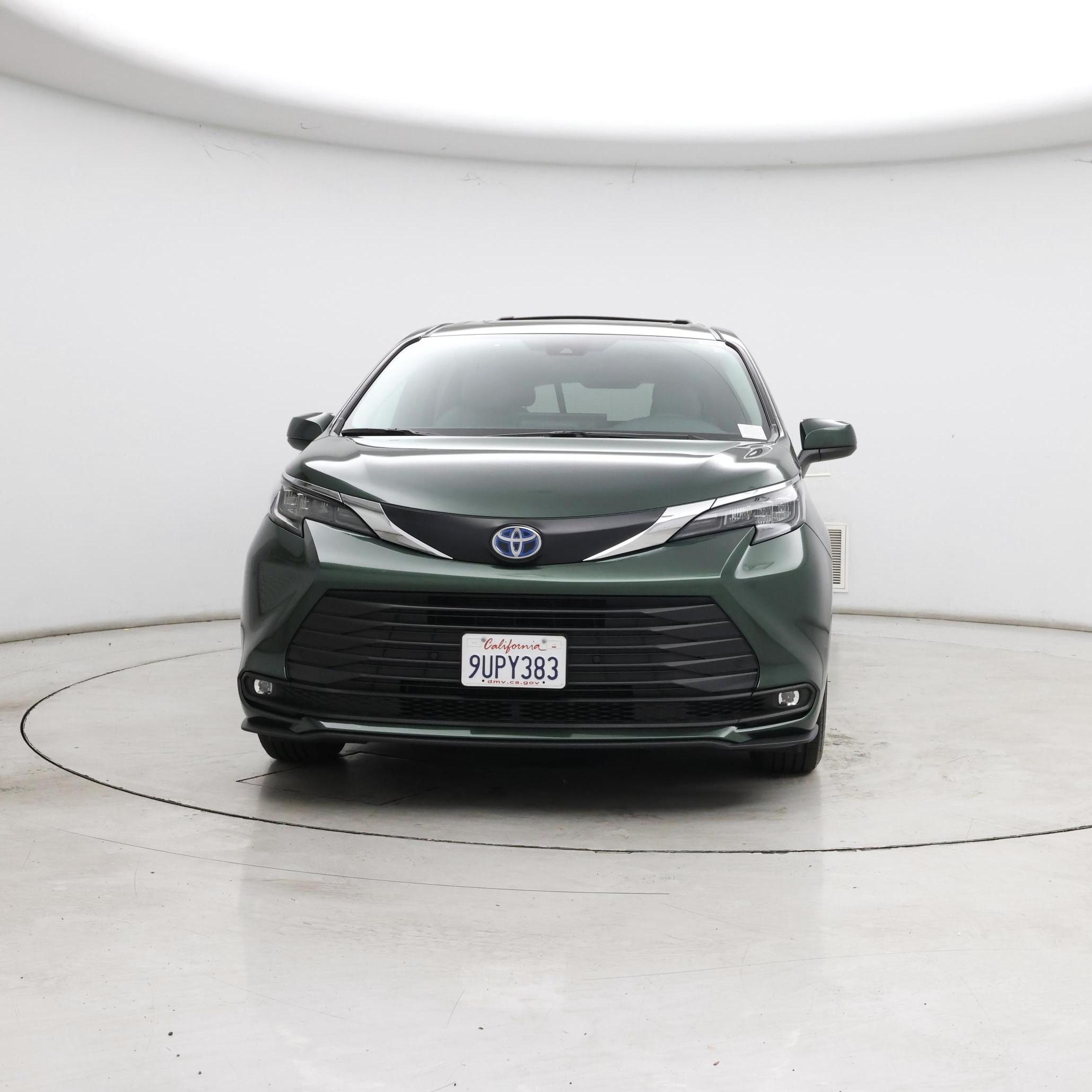Thumbnail: 2025 Toyota Sienna - 5