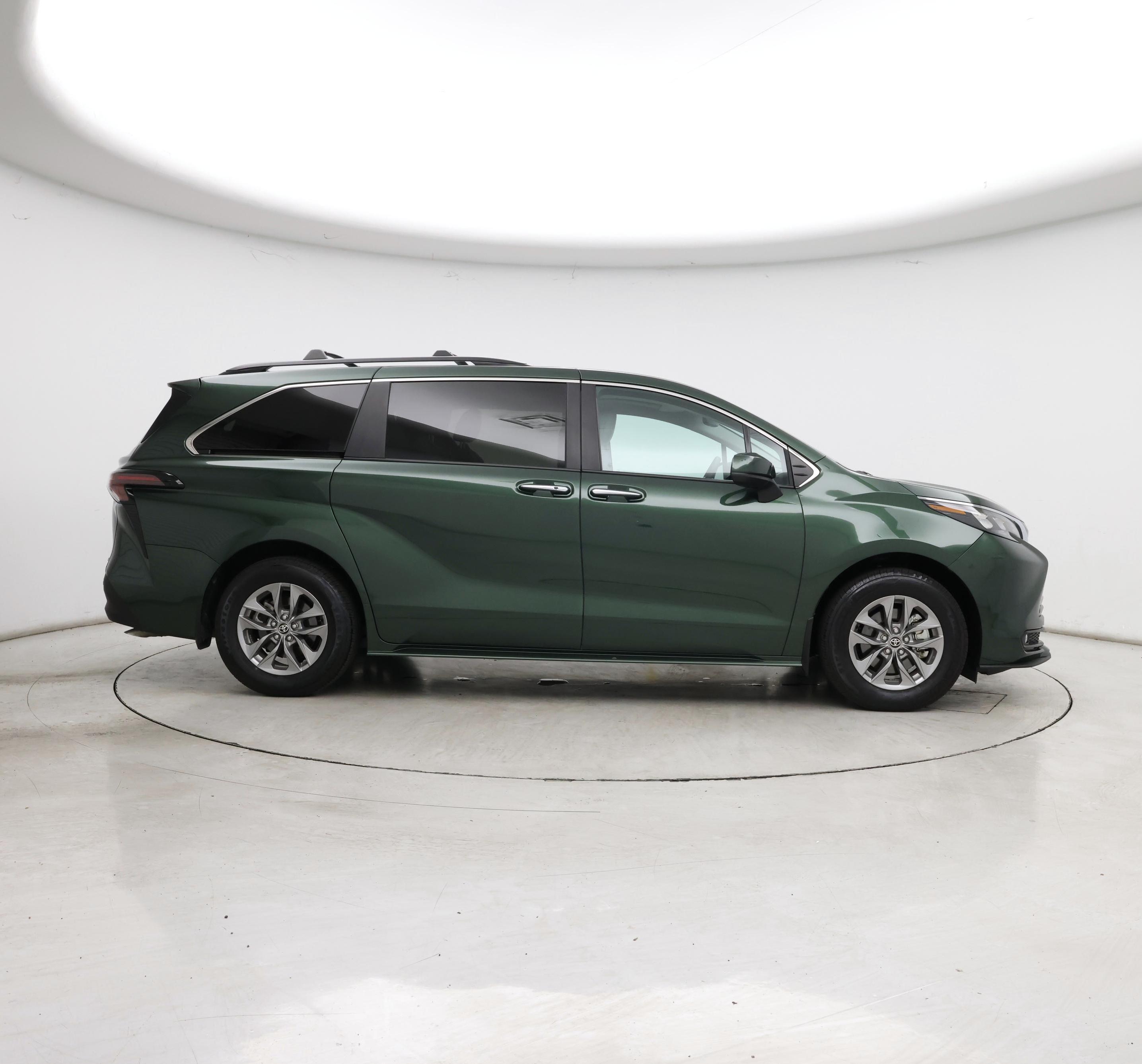 Thumbnail: 2025 Toyota Sienna - 7