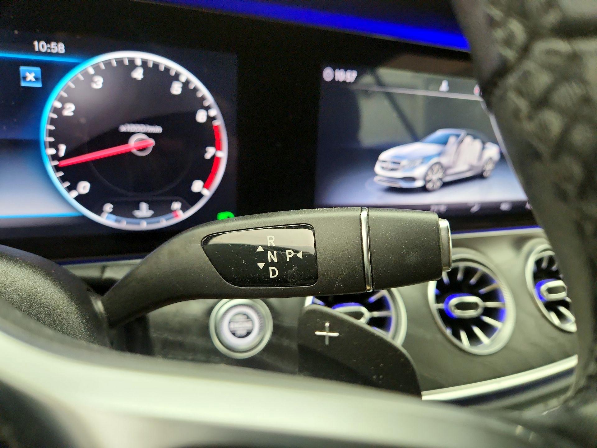 Thumbnail: 2020 Mercedes-Benz E-Class - 18