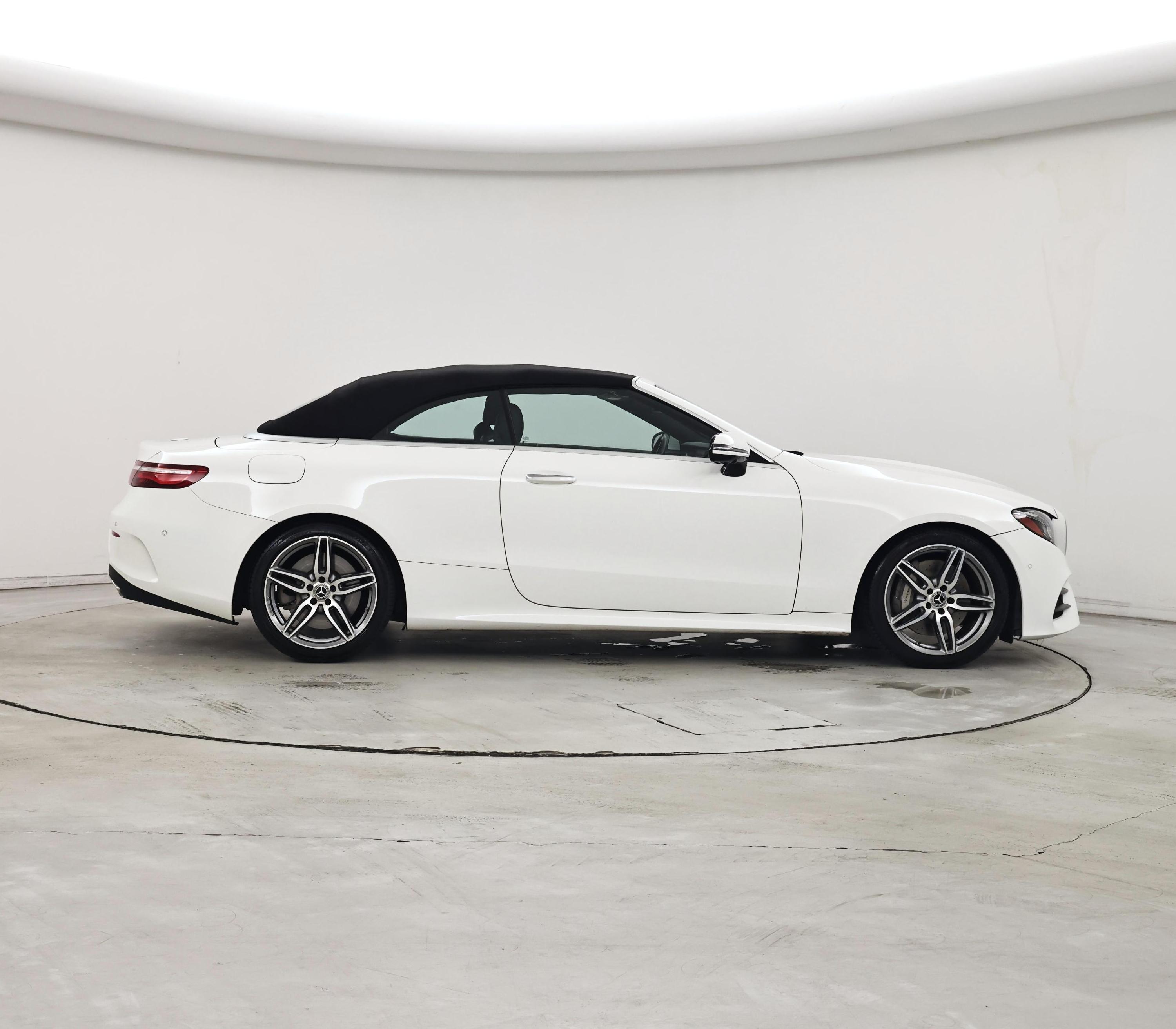 Thumbnail: 2020 Mercedes-Benz E-Class - 7