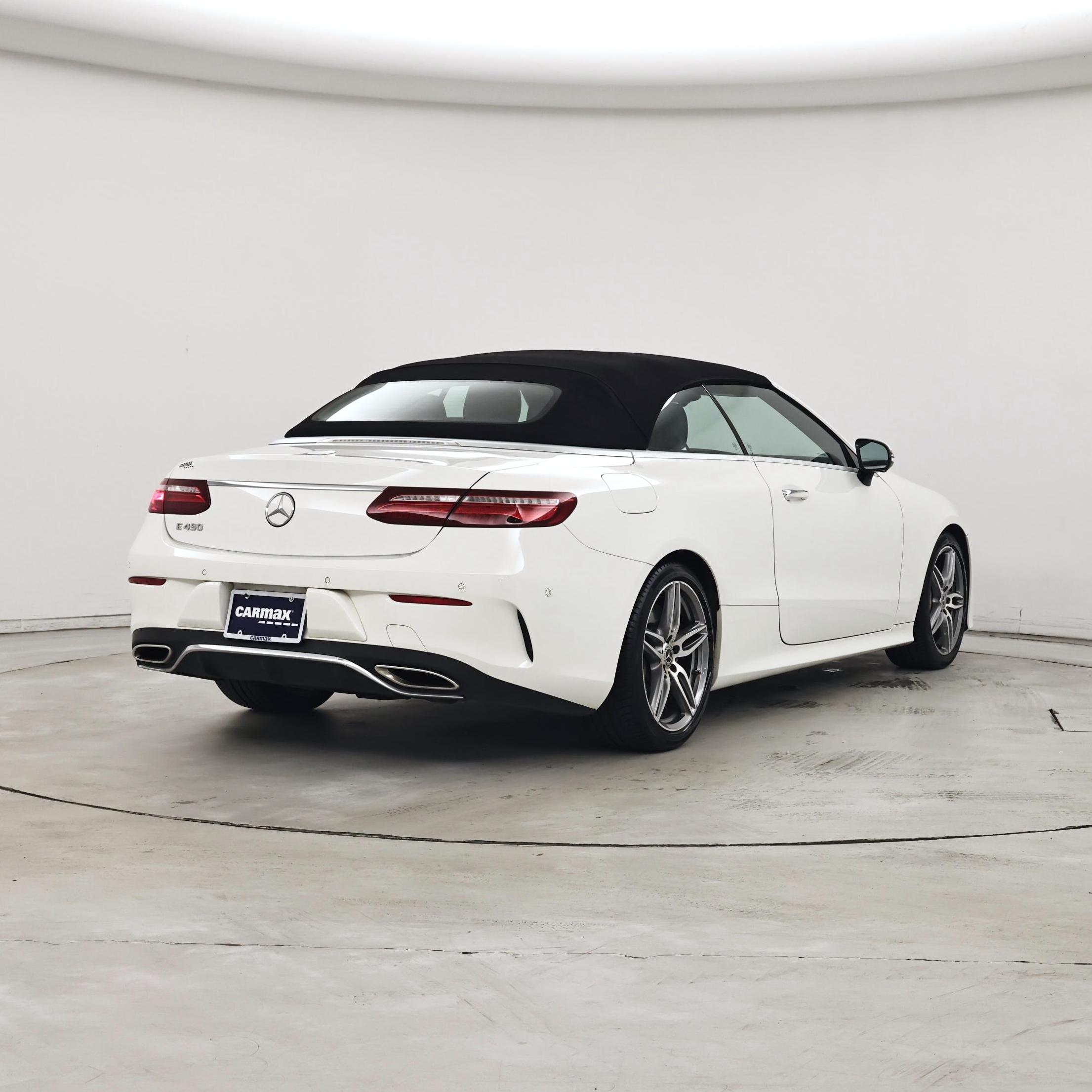 Thumbnail: 2020 Mercedes-Benz E-Class - 8