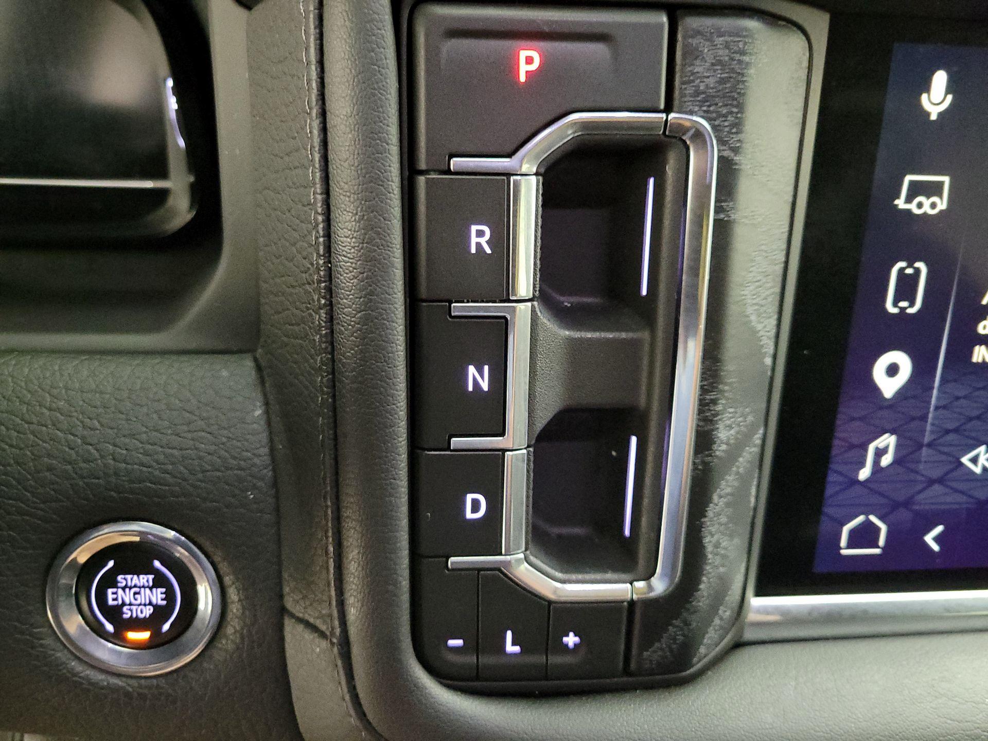 Thumbnail: 2023 GMC Yukon - 16