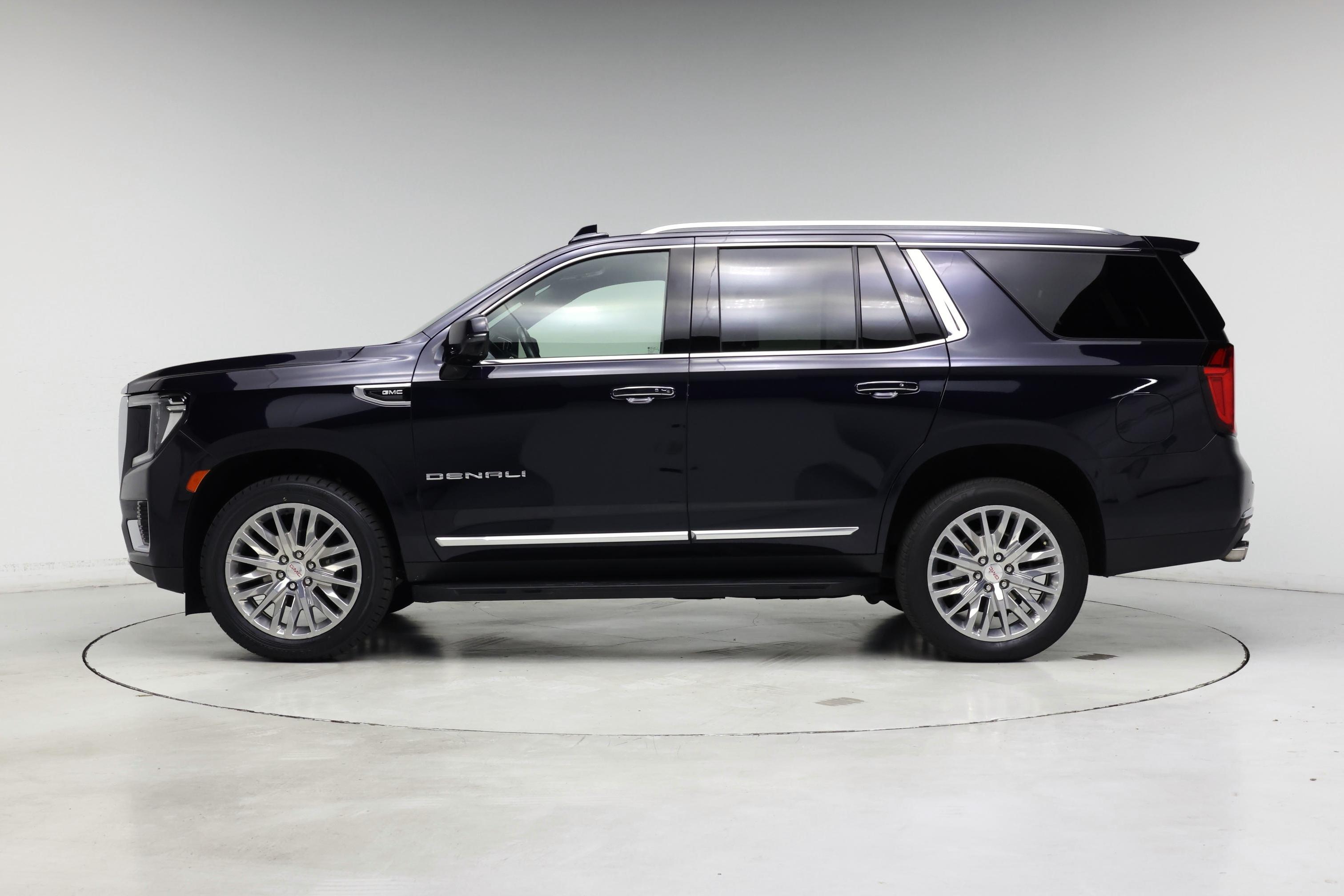 Thumbnail: 2023 GMC Yukon - 3
