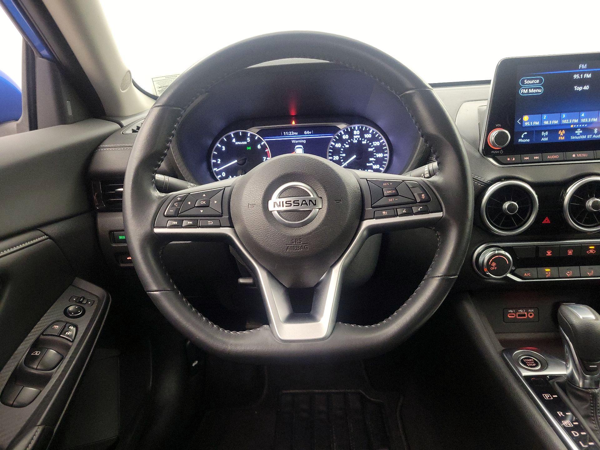 Thumbnail: 2022 Nissan Sentra - 10