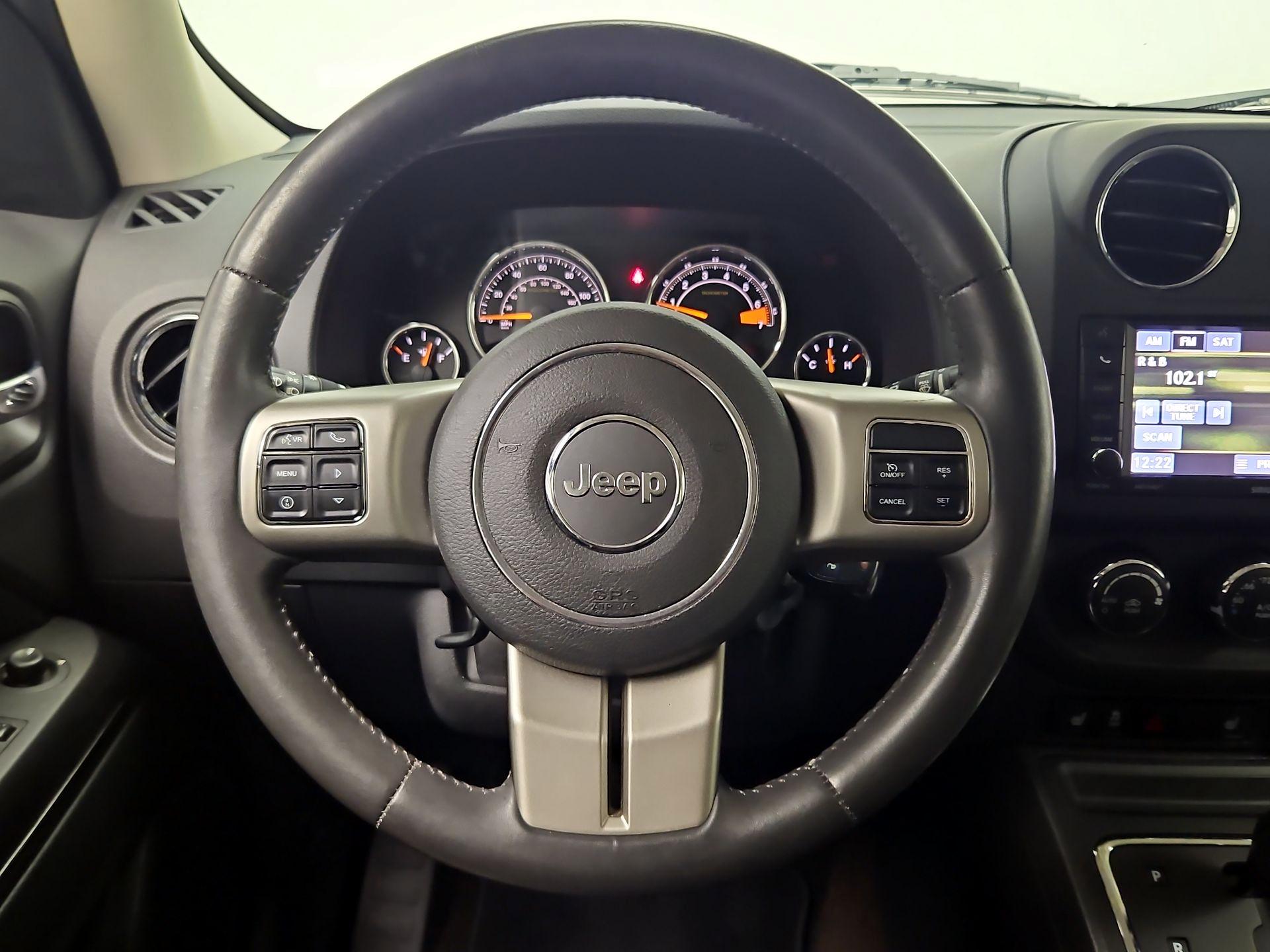 Thumbnail: 2014 Jeep Patriot - 10