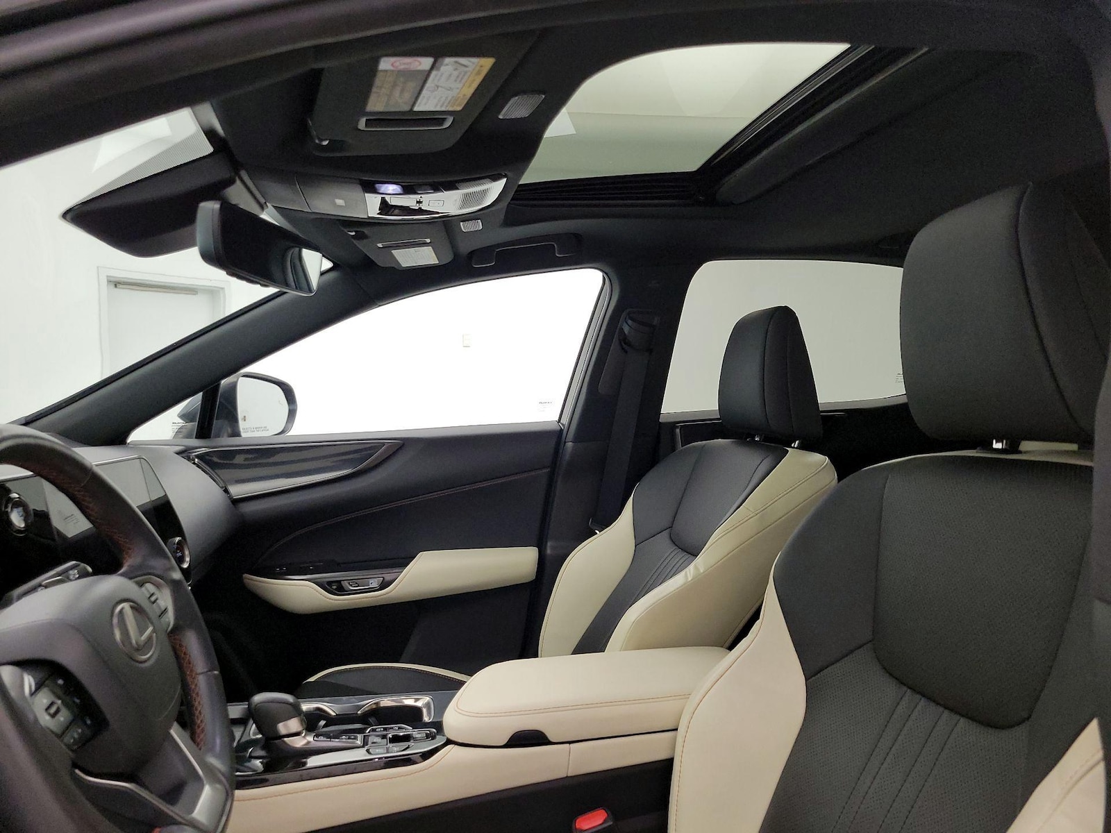 2023 Lexus NX 350 - Photo 18