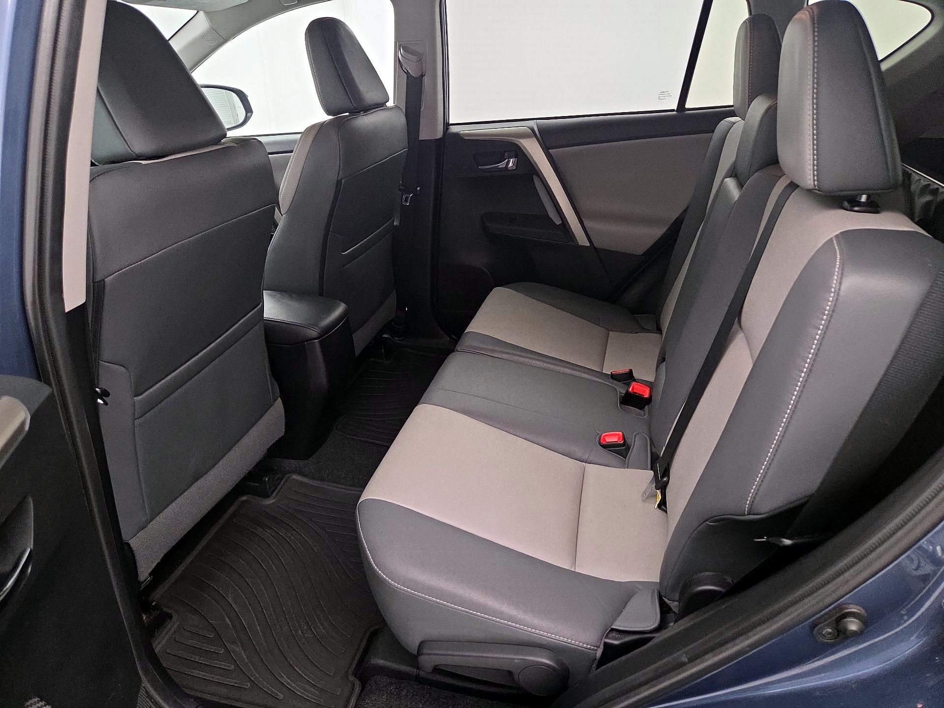 Thumbnail: 2014 Toyota RAV4 - 18