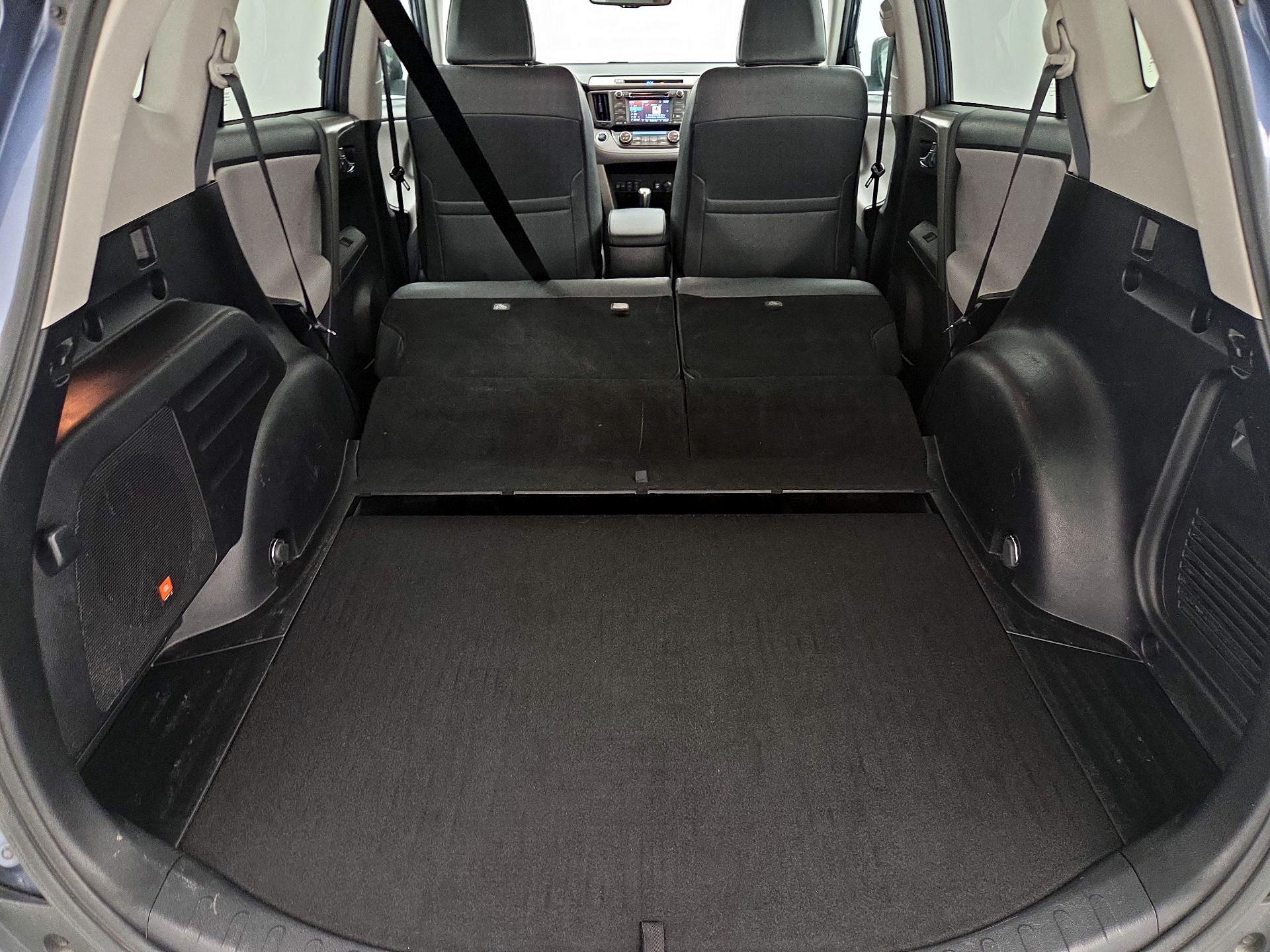 Thumbnail: 2014 Toyota RAV4 - 20