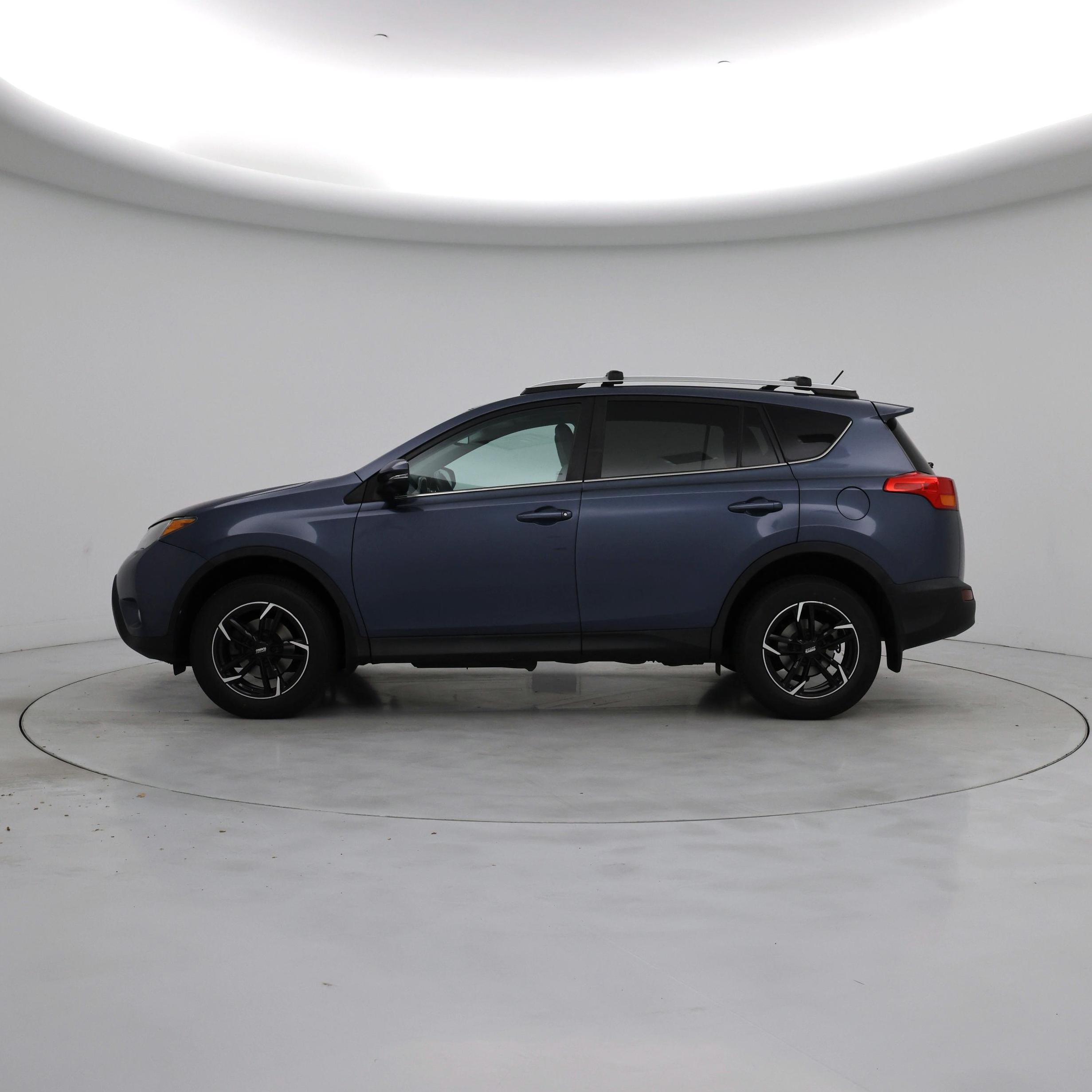 Thumbnail: 2014 Toyota RAV4 - 3