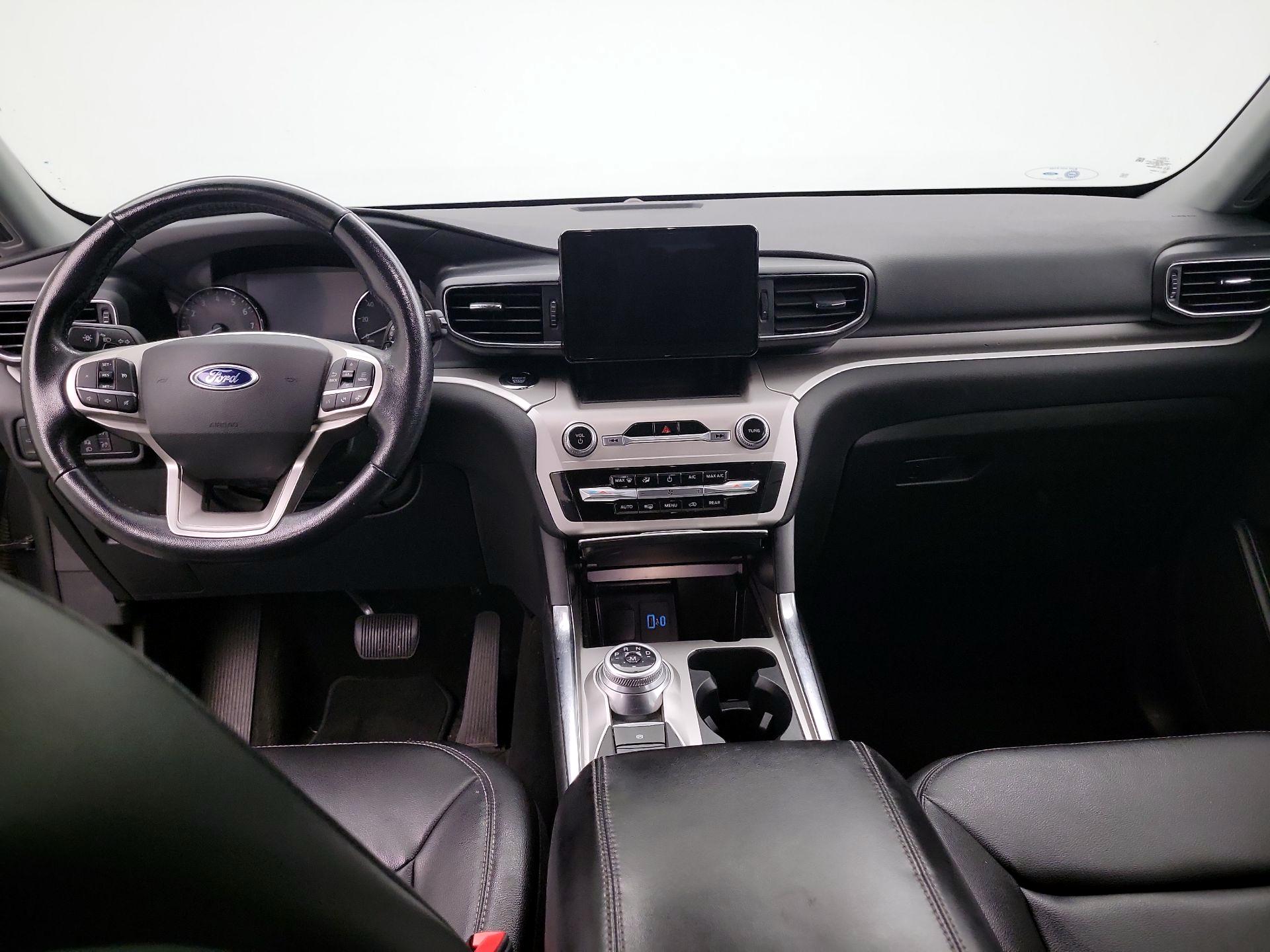 Thumbnail: 2020 Ford Explorer - 9