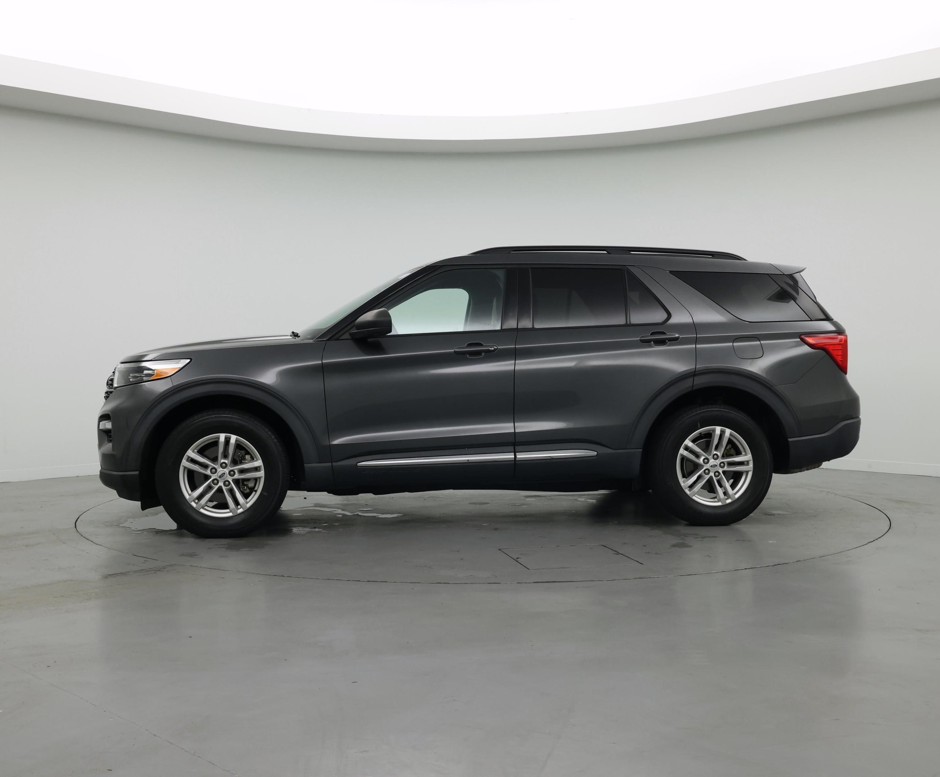 Thumbnail: 2020 Ford Explorer - 3